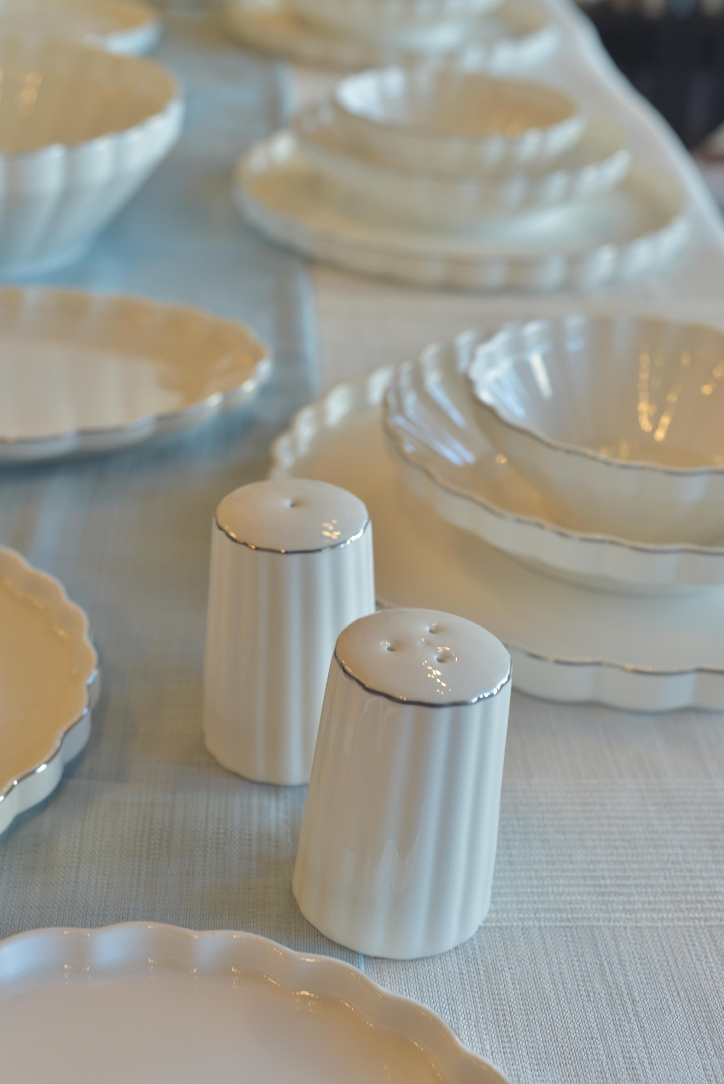 Oyster 6 Kişilik 29 Parça Platin Yaldızlı Beyaz Porselen Yemek Takımı