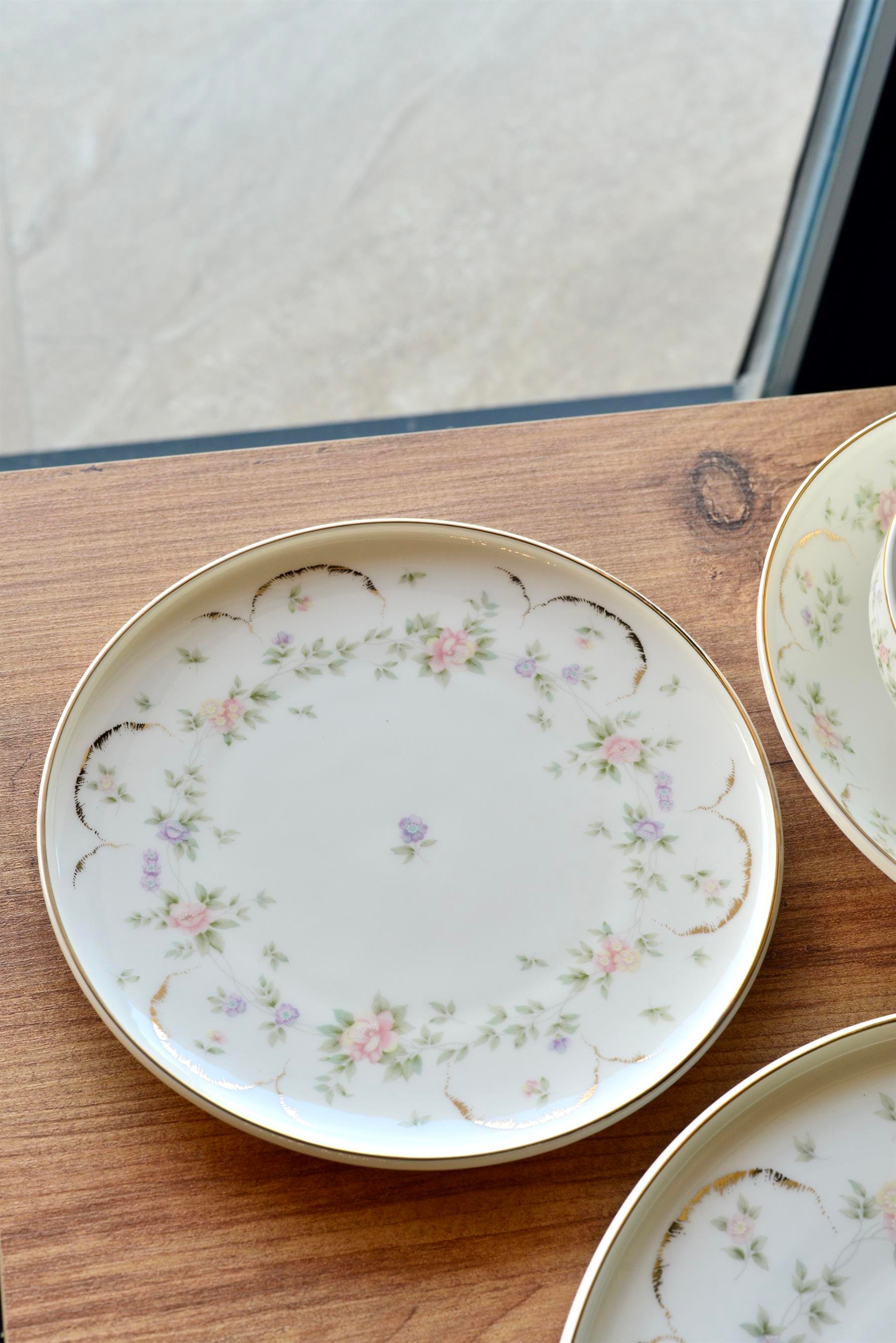 Pink Mary Gold 24 Parça Porselen 6 Kişilik Yemek Takımı