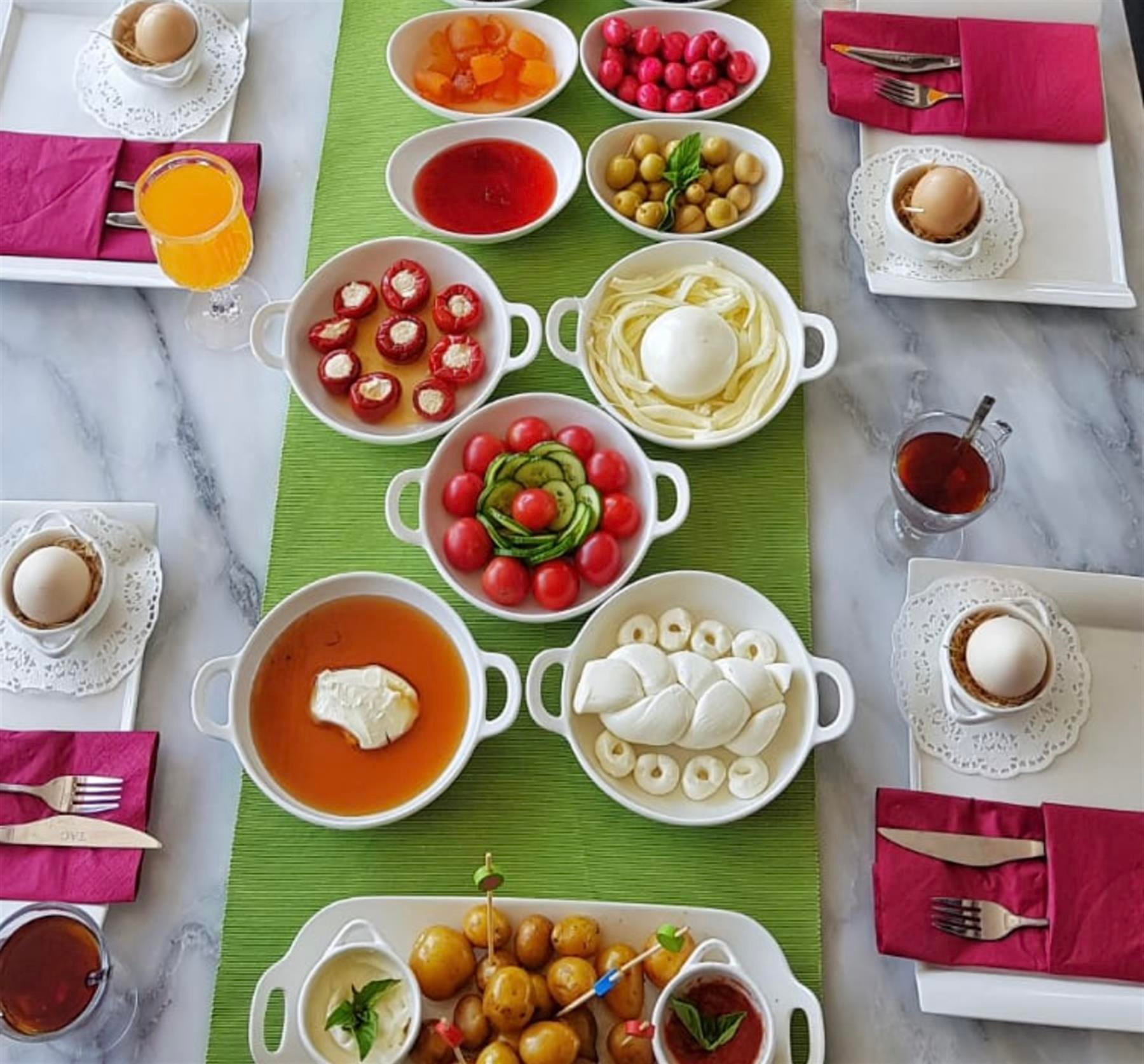 Porselen Kulplu Meze Tabak