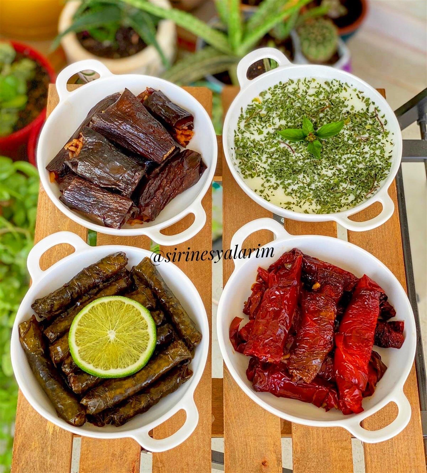 Porselen Kulplu Meze Tabak