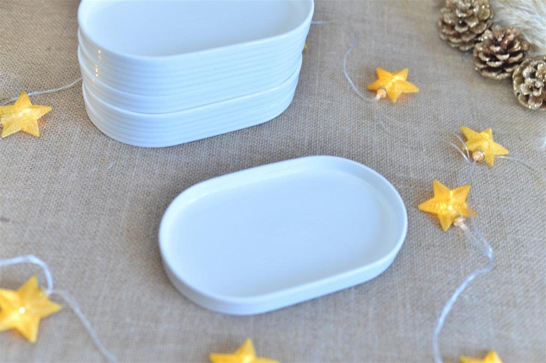 Porselen Oval Tabak 20 CM x 12 CM