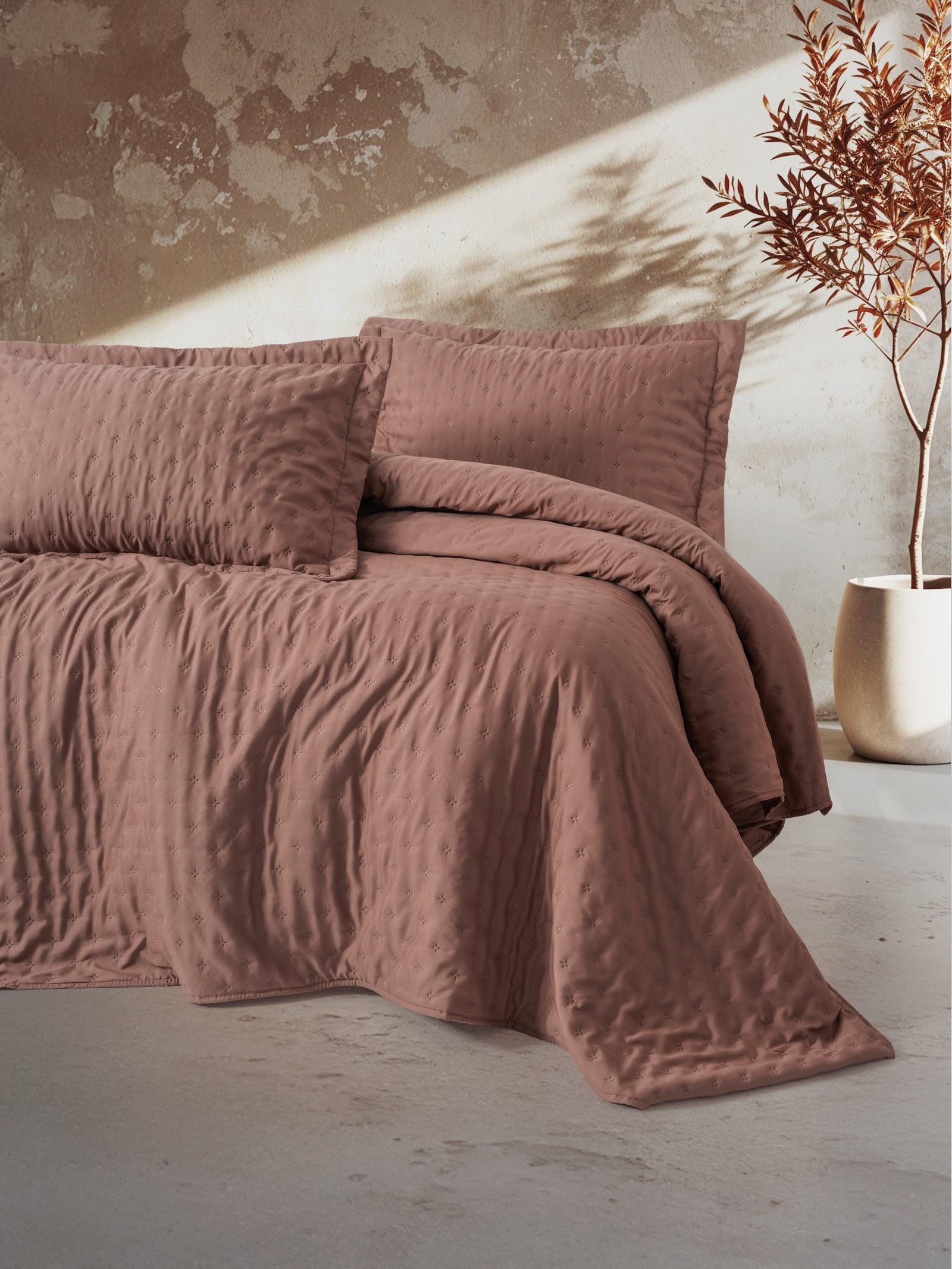 Serra Çift Kişilik Yatak Örtüsü Niva Gül Kurusu