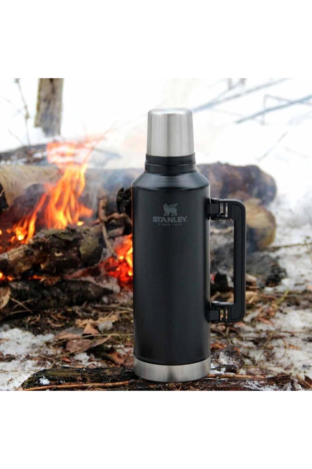 Stanley Classic Legendary Bottle 1,4 L - Siyah