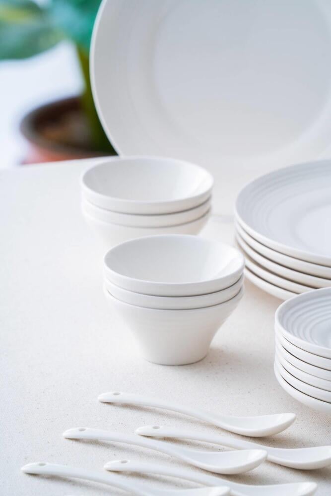 Titania 6 Kişilik 31 Parça Beyaz Porselen Kahvaltı Takımı Takımı