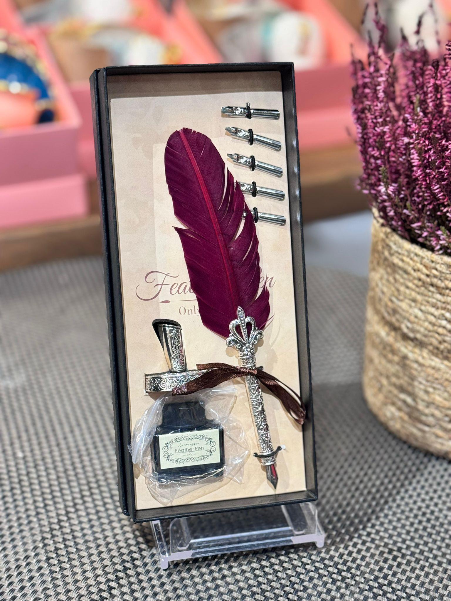 Tüylü Mürekkepli Kalem Seti