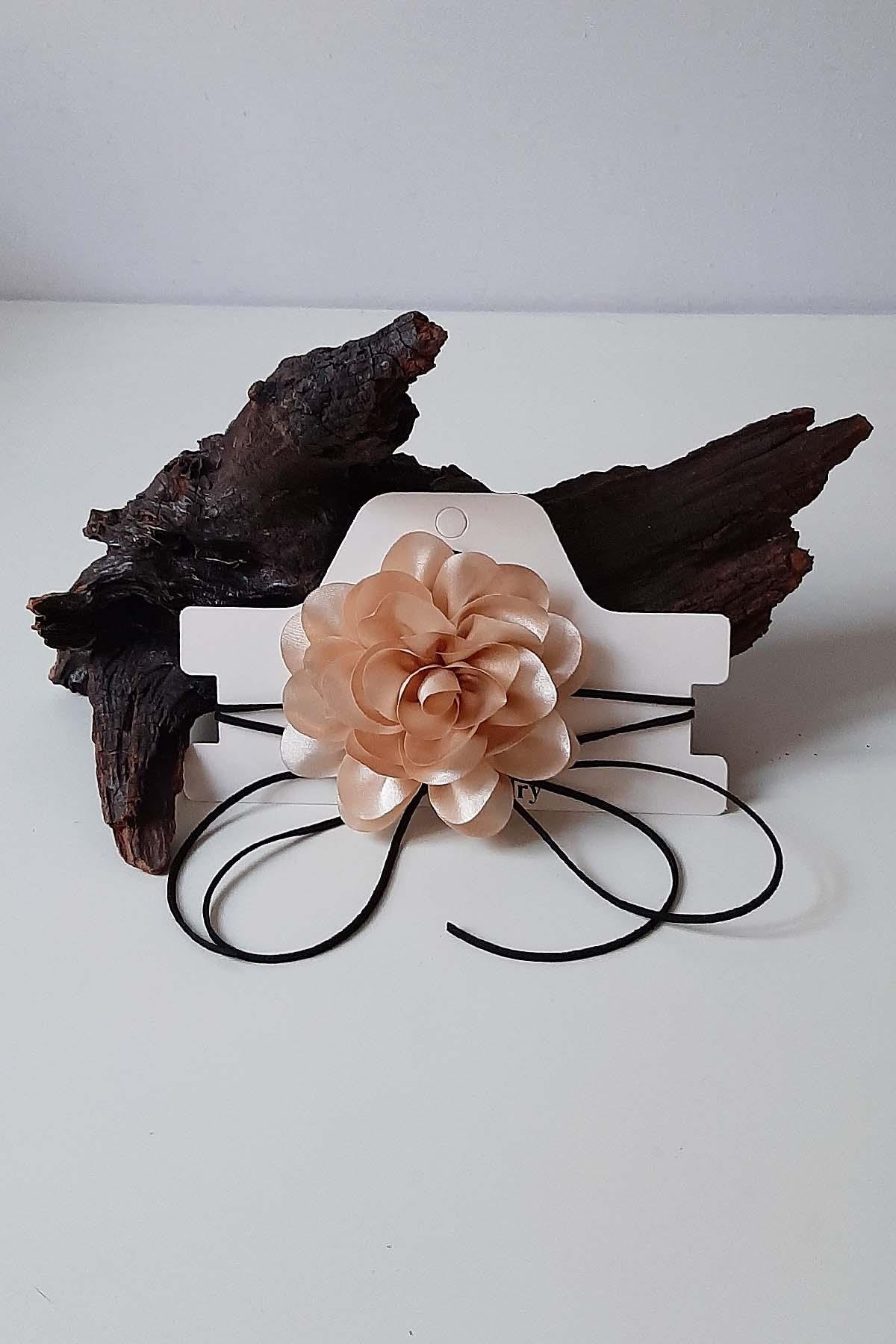 Çiçek Choker Kolye Hakiki Deri Bağcıklı Gül Kolye