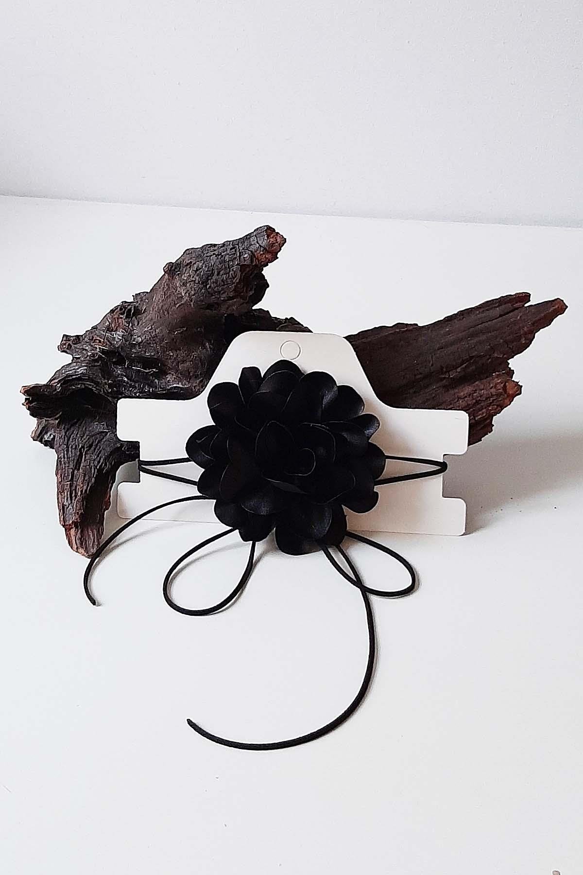 Çiçek Choker Kolye Hakiki Deri Bağcıklı Gül Kolye