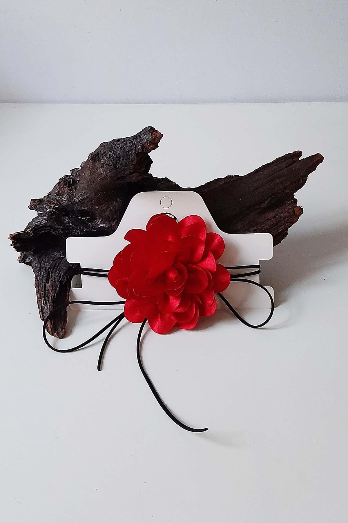 Çiçek Choker Kolye Hakiki Deri Bağcıklı Gül Kolye