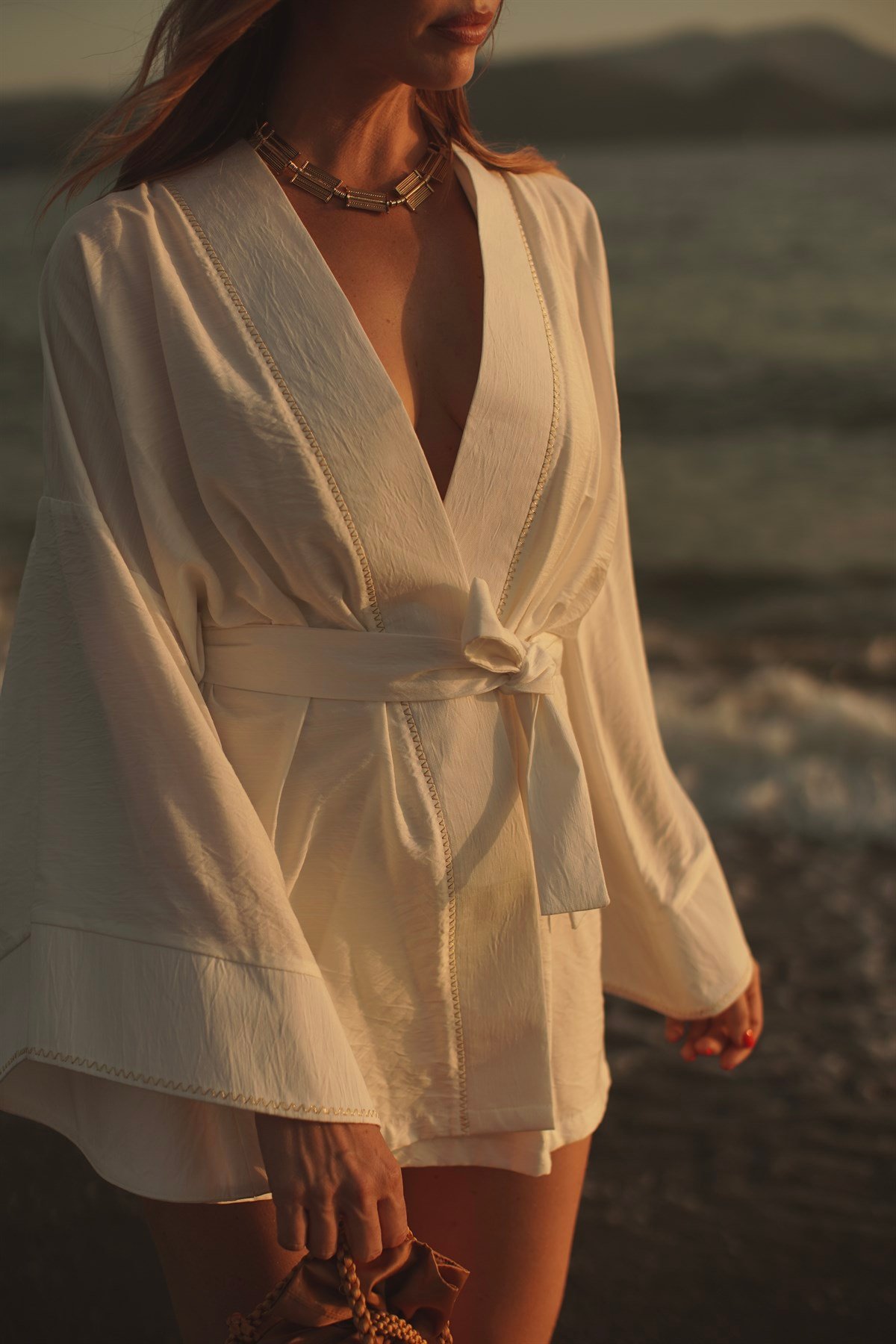 Erw's Ekru Subtle Glitter Kimono