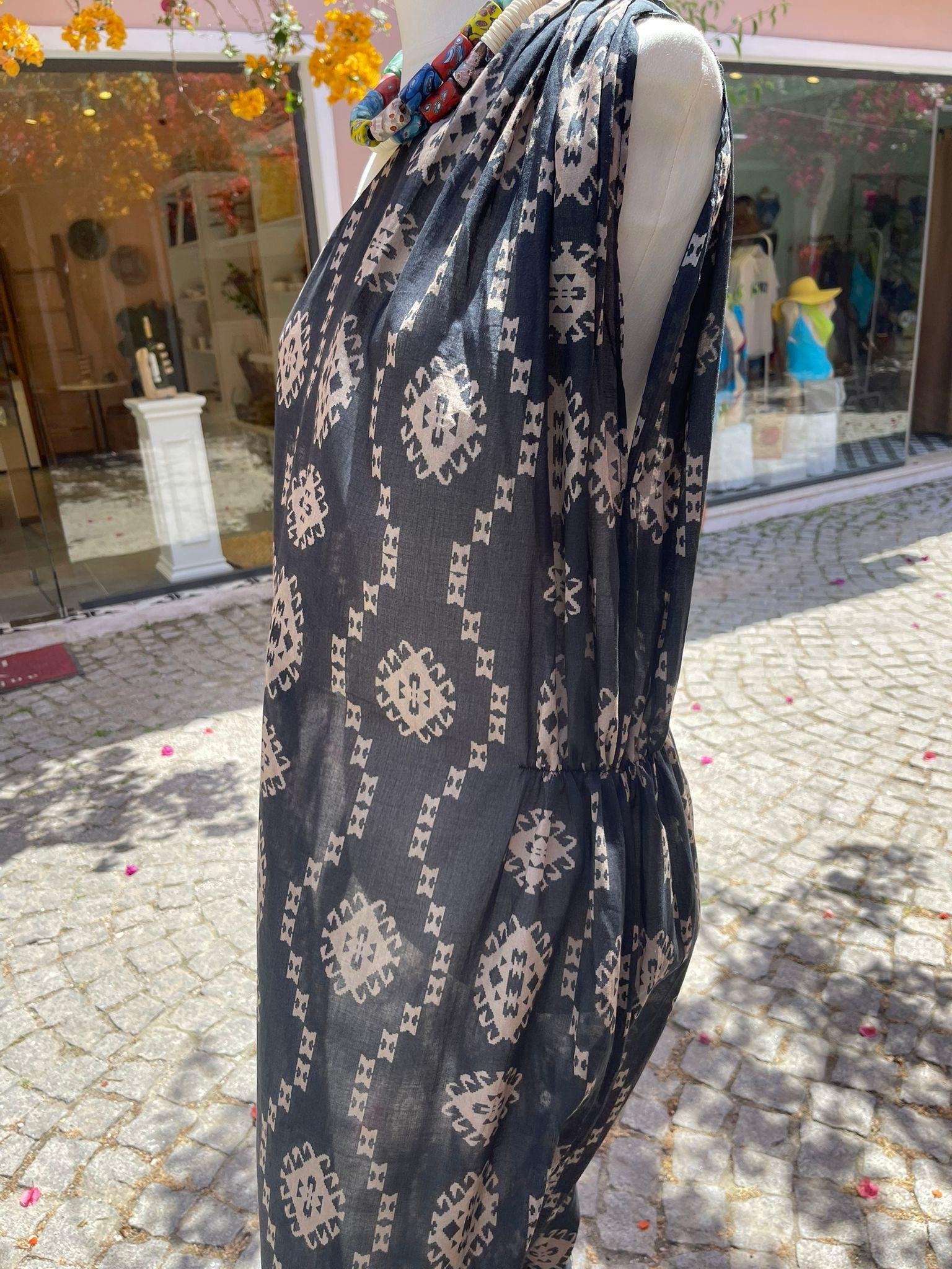 Erw's One Shoulder Dress