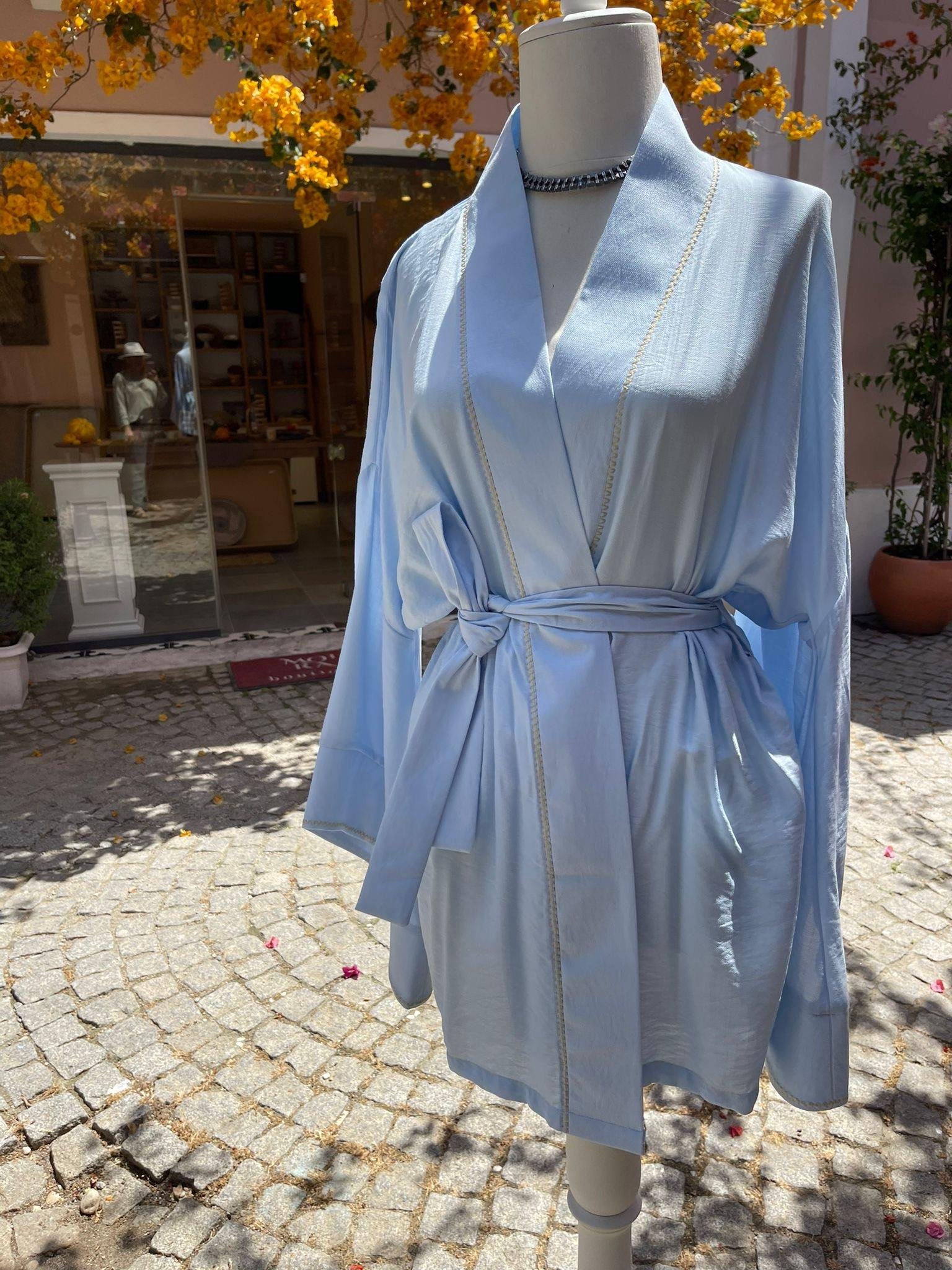 Erw's Subtle Glitter Kimono