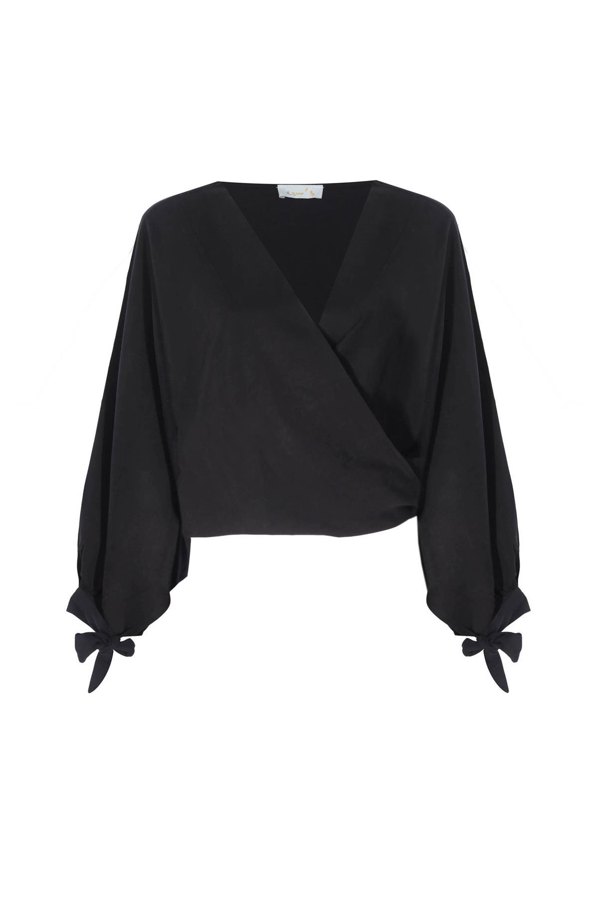 Erw's Wrap Blouse