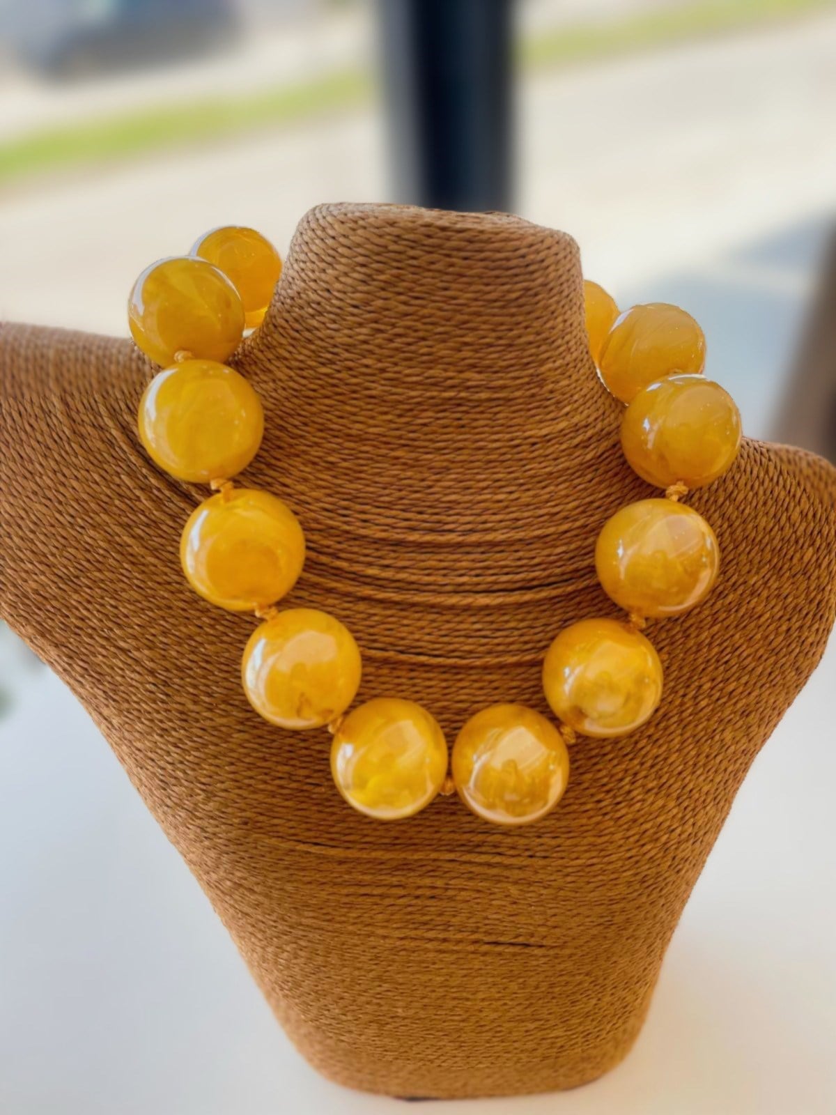SARI TOP KOLYE