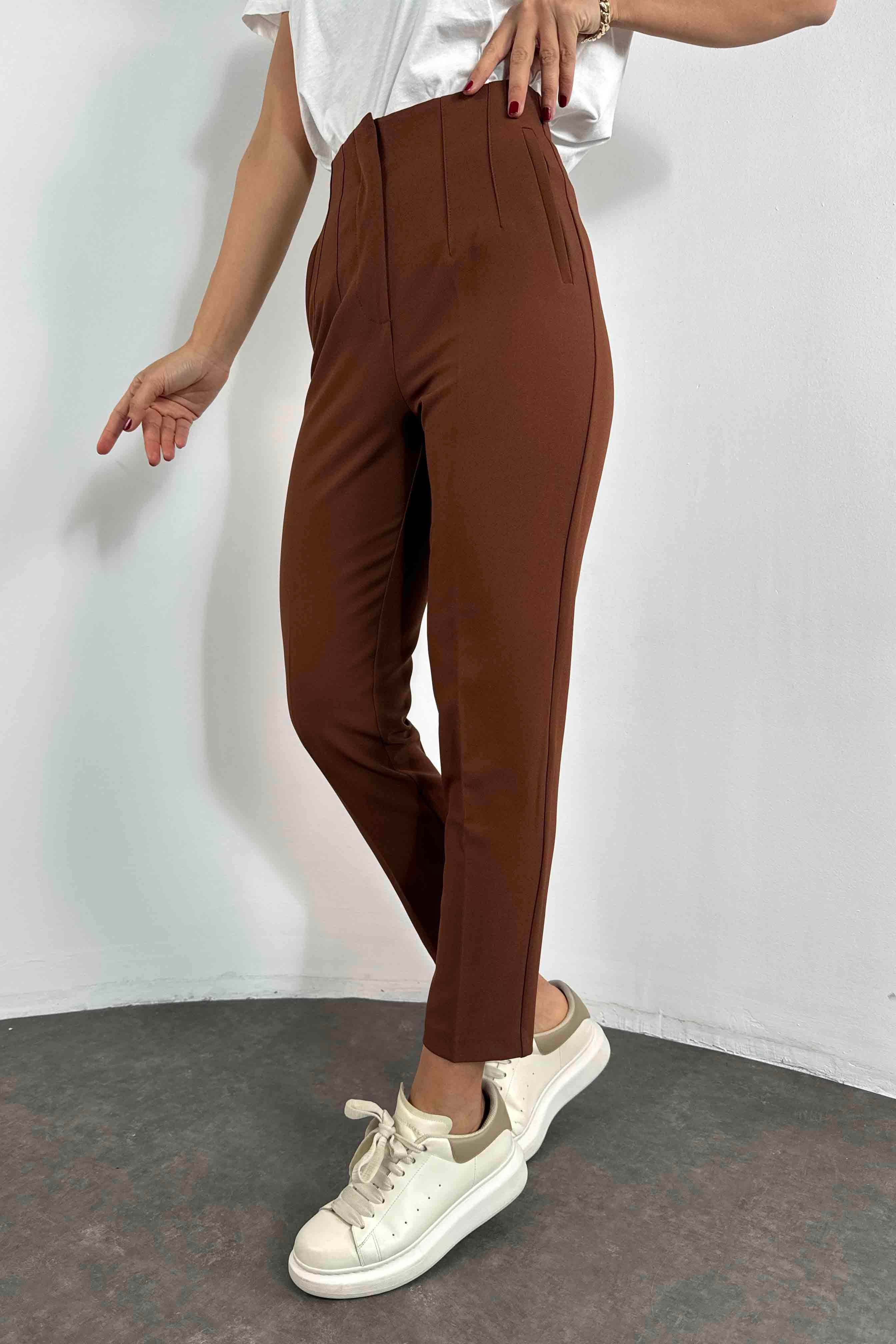 1. Sınıf Orjinal Marka Ultra Yüksek Bel Pensli Kumaş Pantolon Bitter Kahve