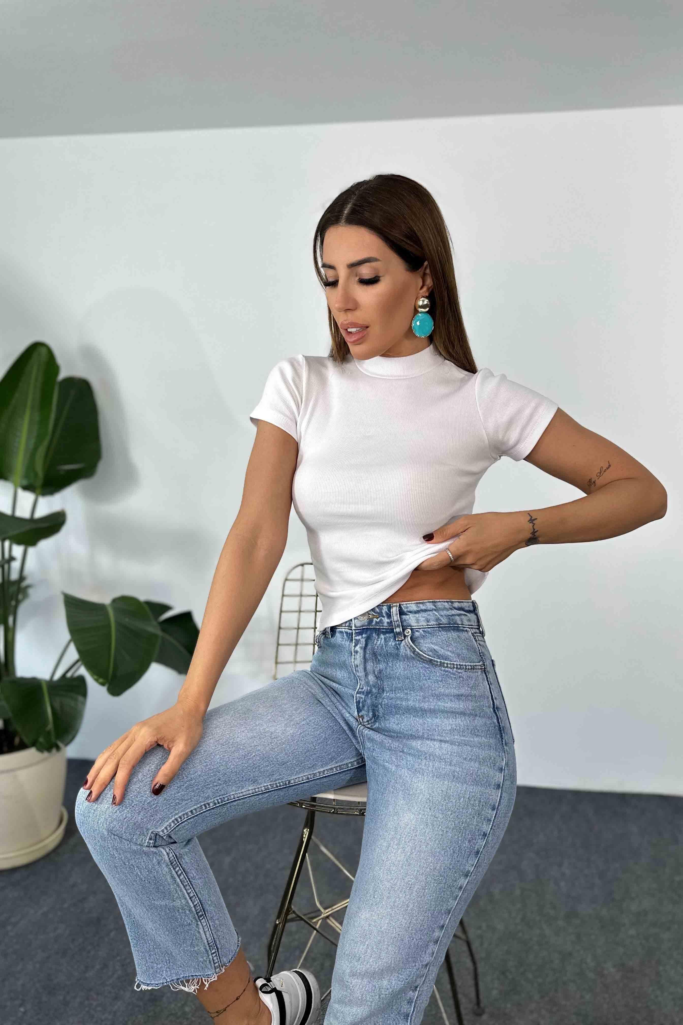 %100 Pamuk İnce Fitilli Body Bluz Beyaz