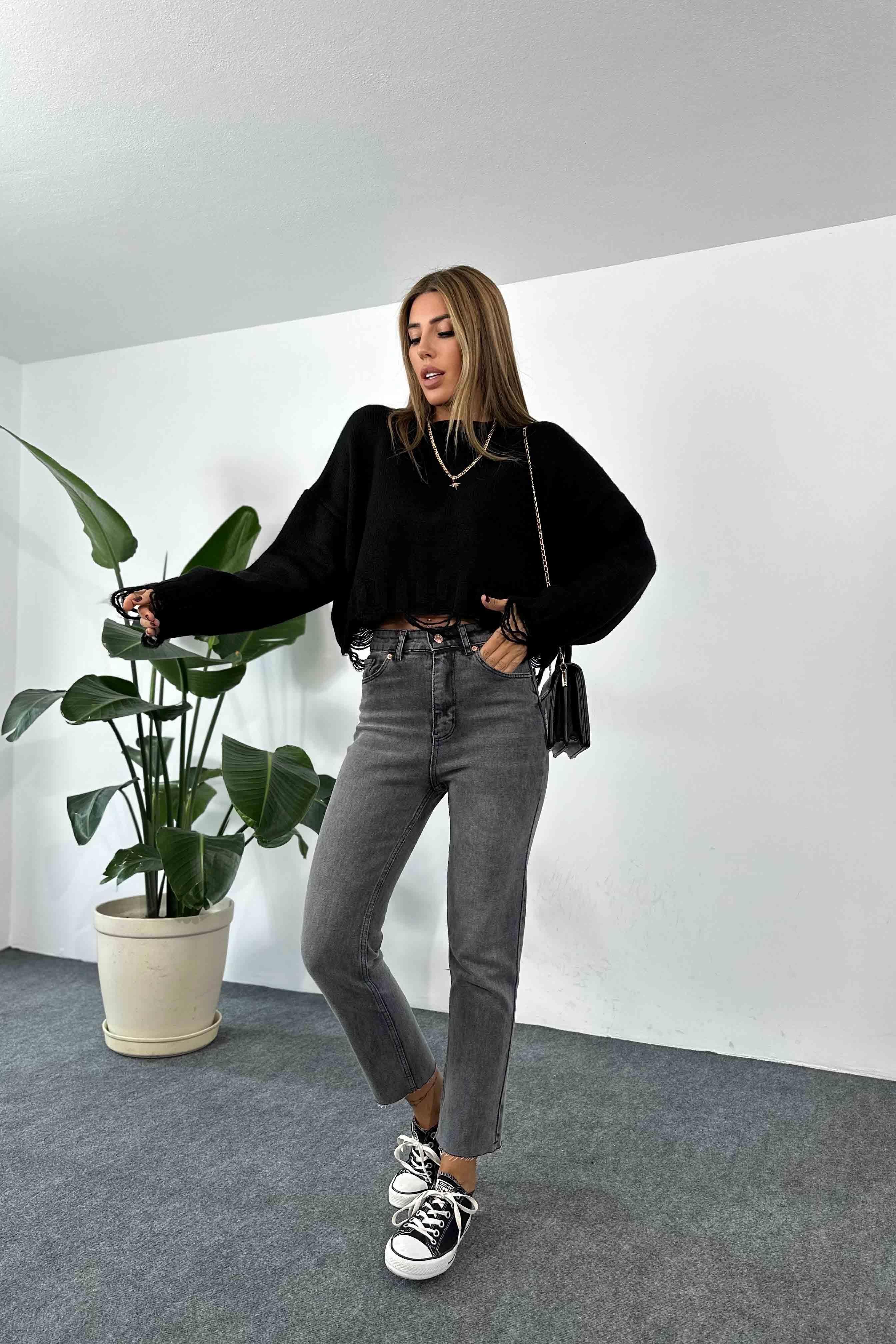 Akrilik Örme Crop Kazak Siyah