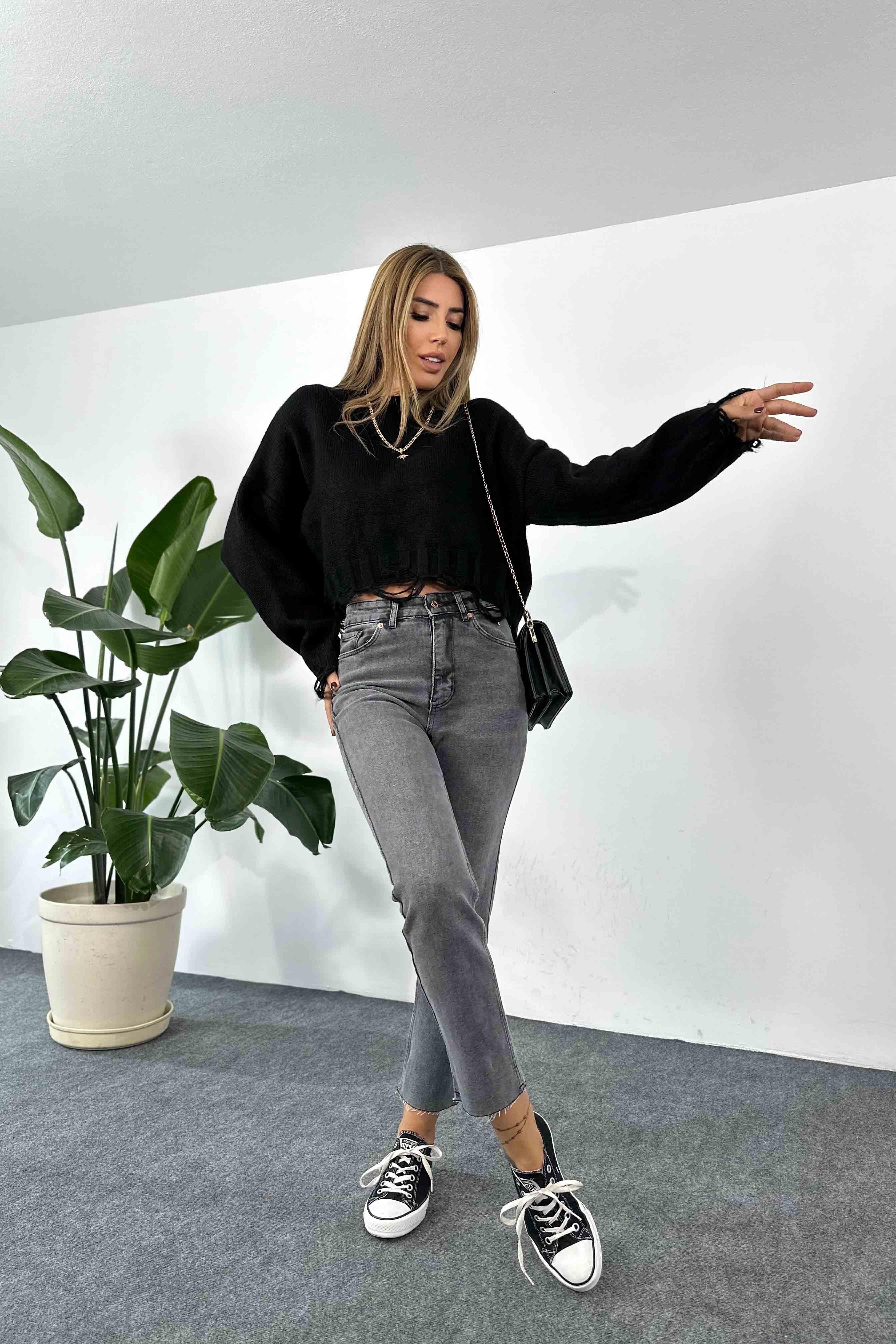 Akrilik Örme Crop Kazak Siyah