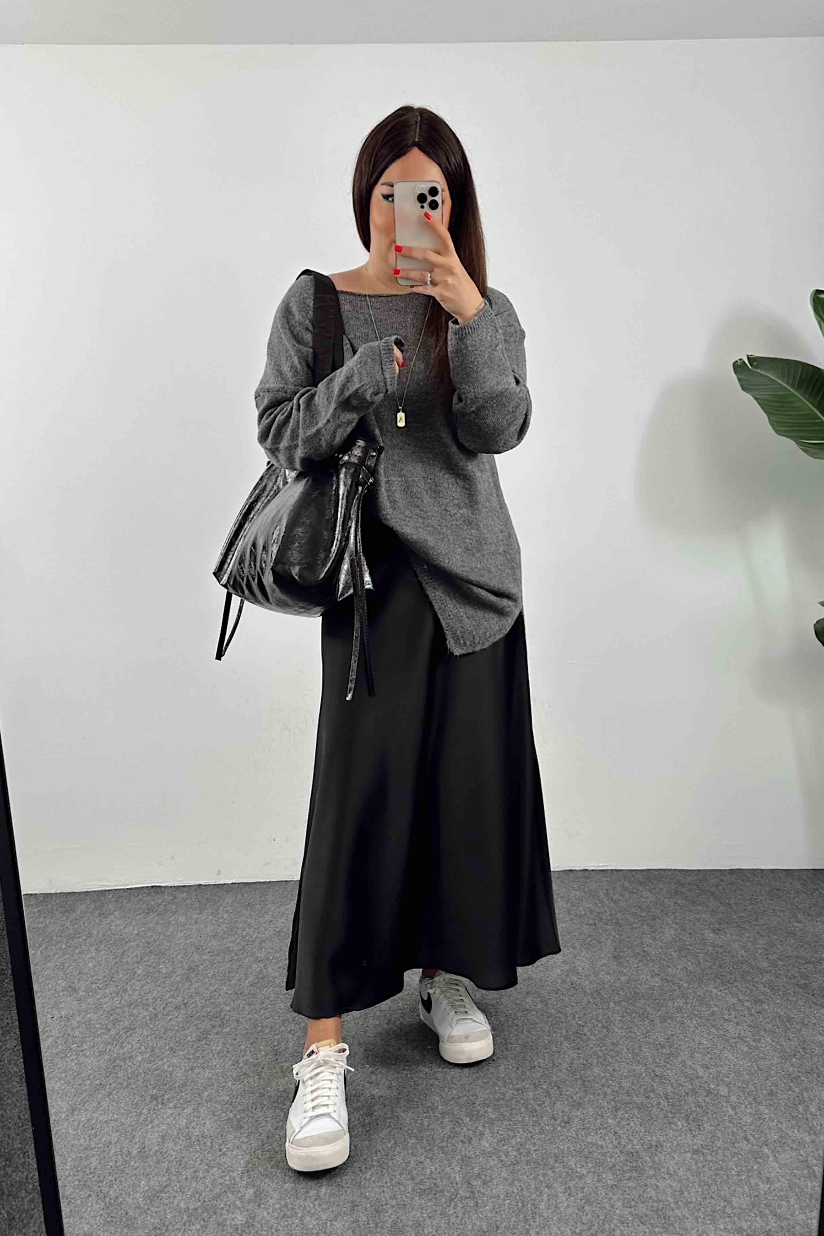 Akrilik Örme Yırtmaç Detay Oversize Kazak Gri