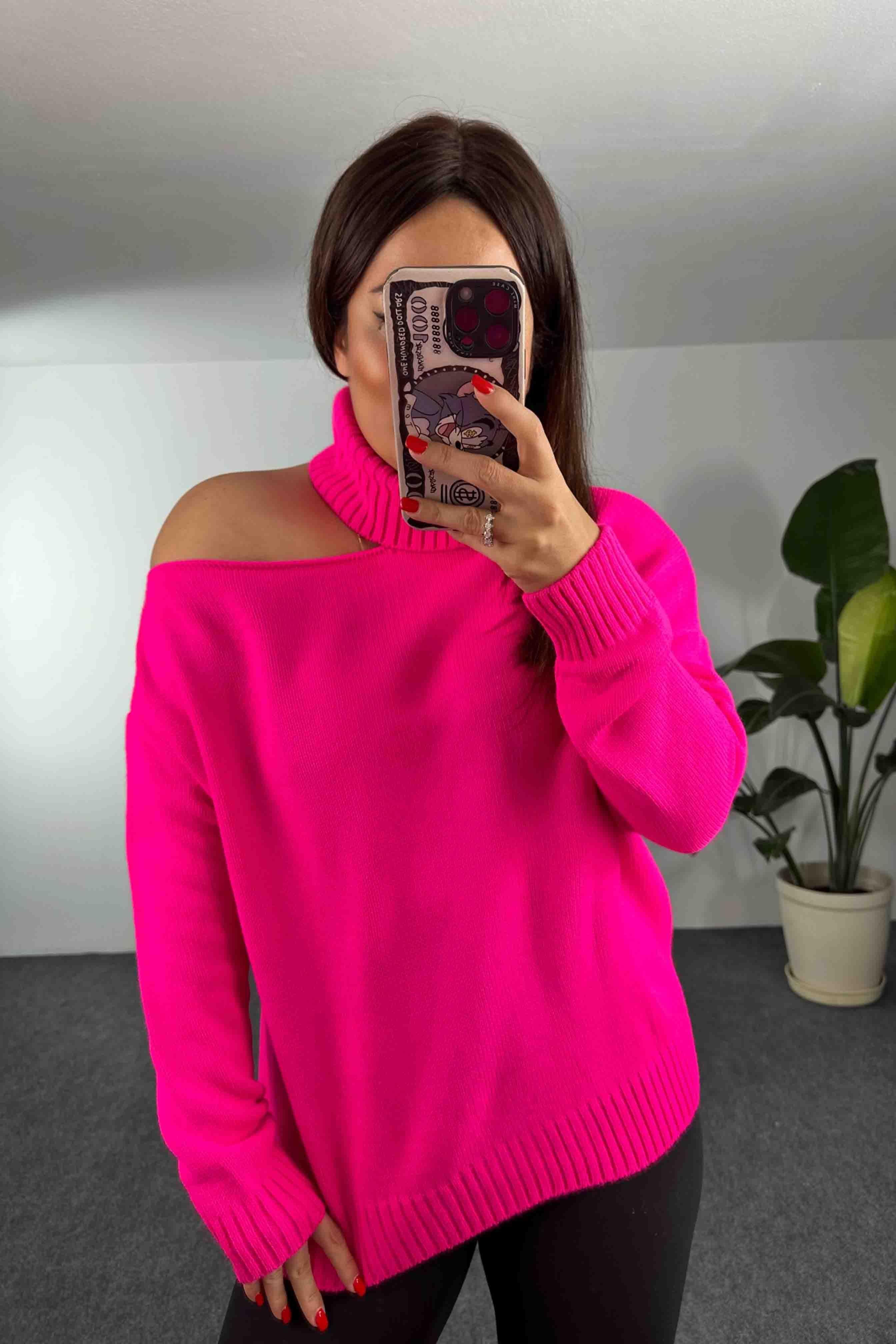 Balıkçı Yaka Tek Omuz Dekolteli Oversize Kazak Neon Pembe