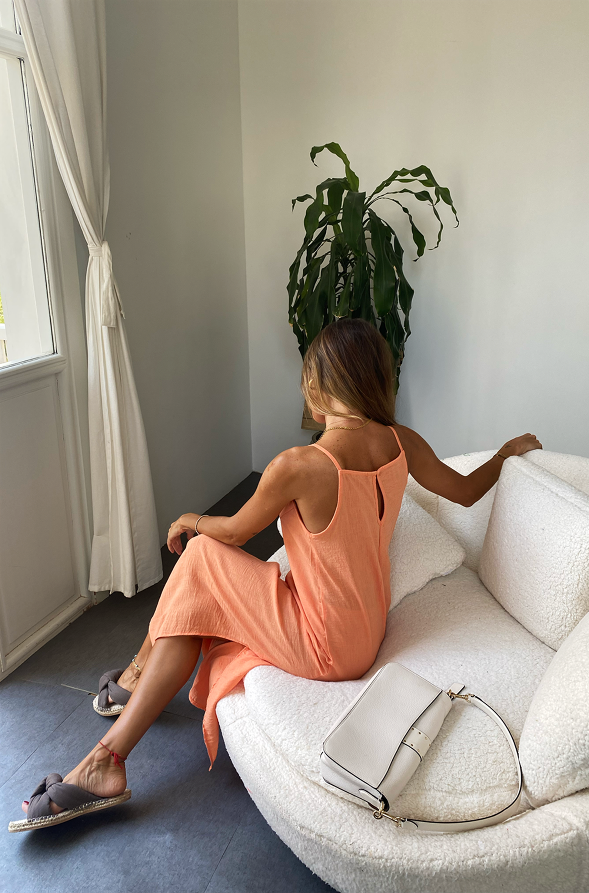 Bebe Plus İp Askılı Yırtmaçlı Midi Boy Keten Elbise Turuncu