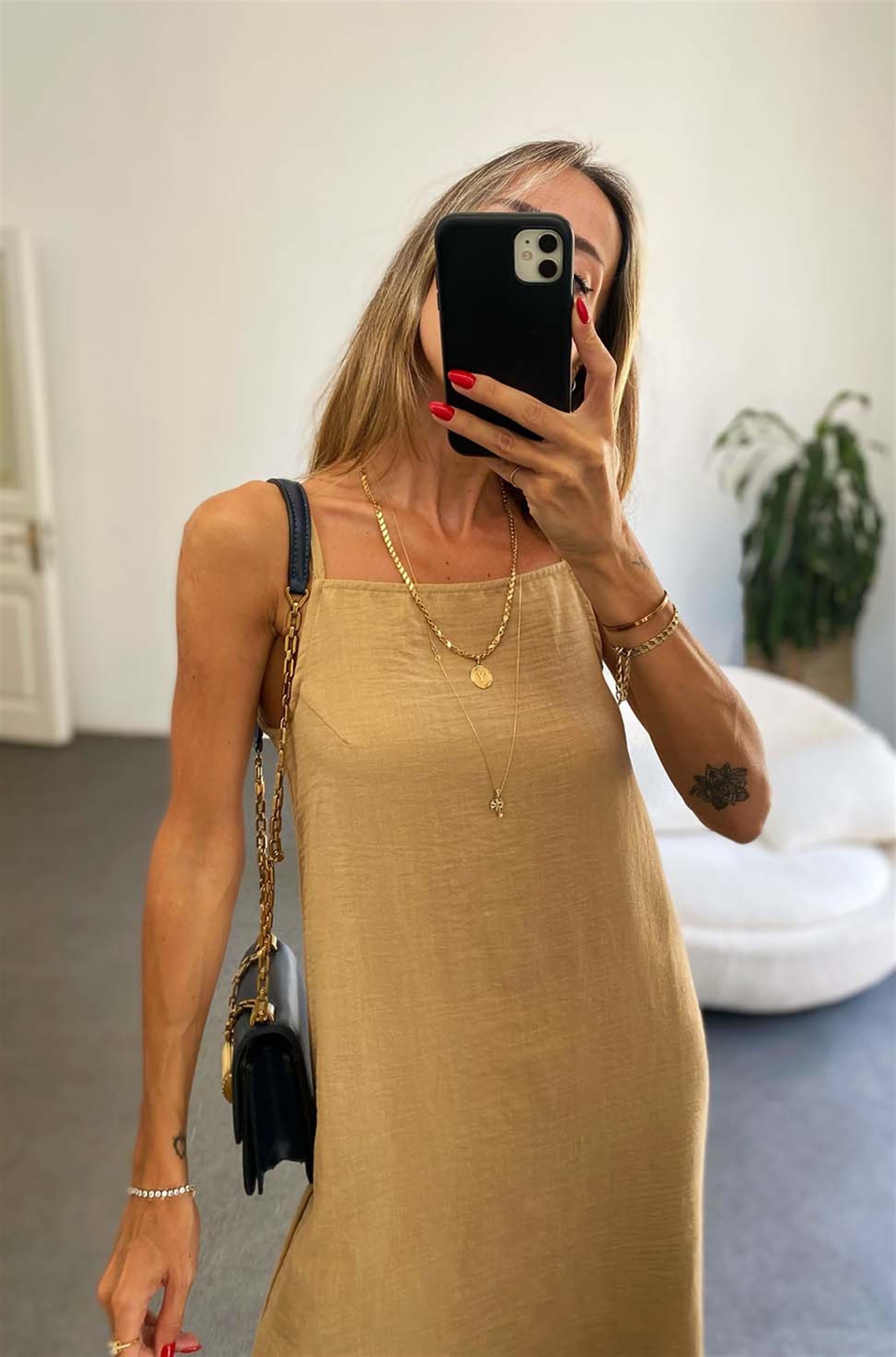 Bebe Plus İp Askılı Yırtmaçlı Midi Boy Keten Elbise Bej