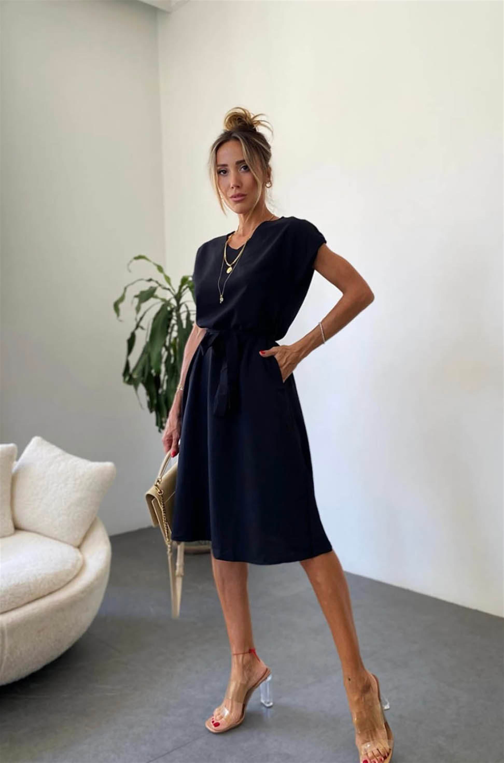 Bebe Plus Kuşaklı Basic Kloş Elbise Siyah