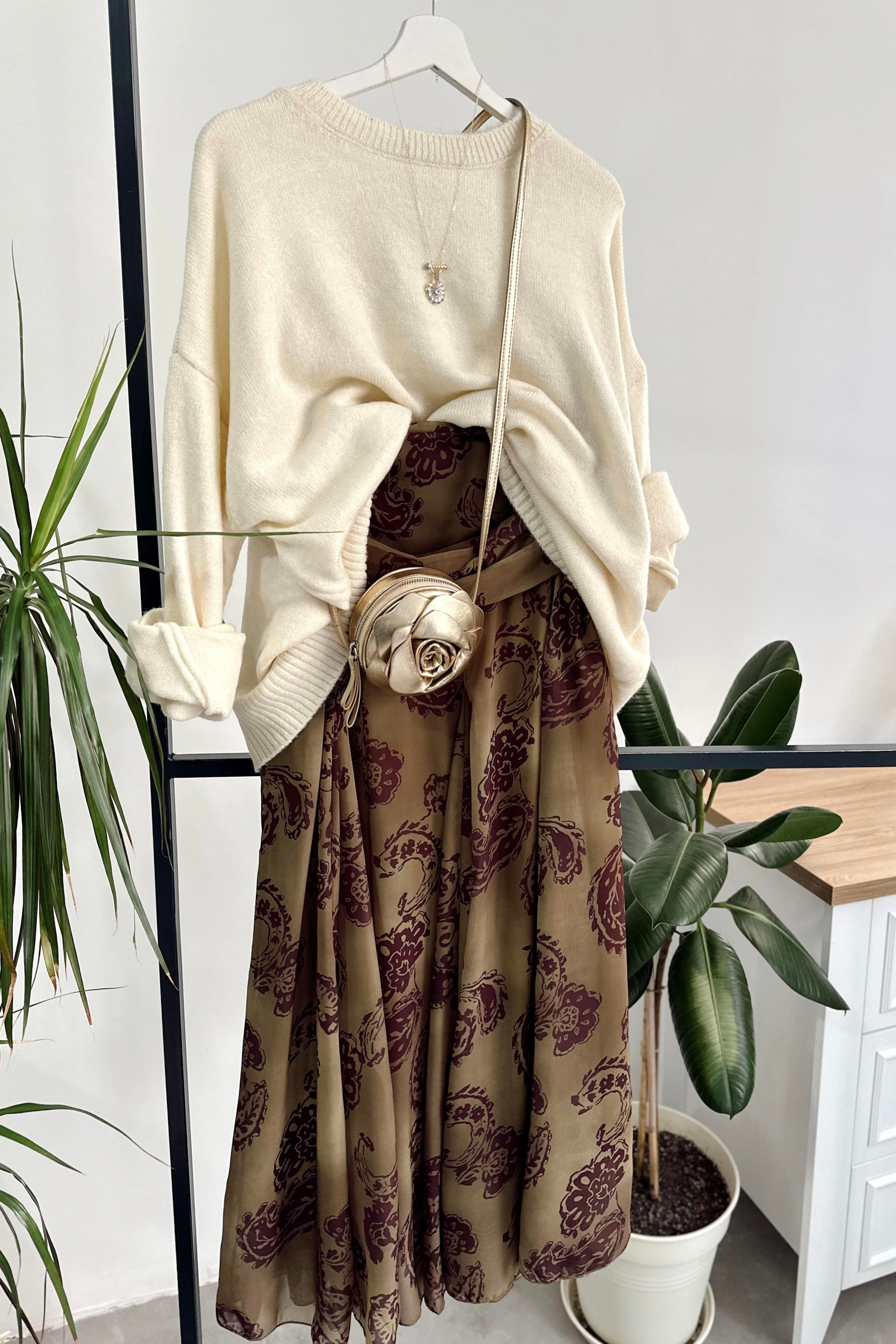 Bel Drape Detaylı Şal Desen Şifon Etek Yağ Yeşili