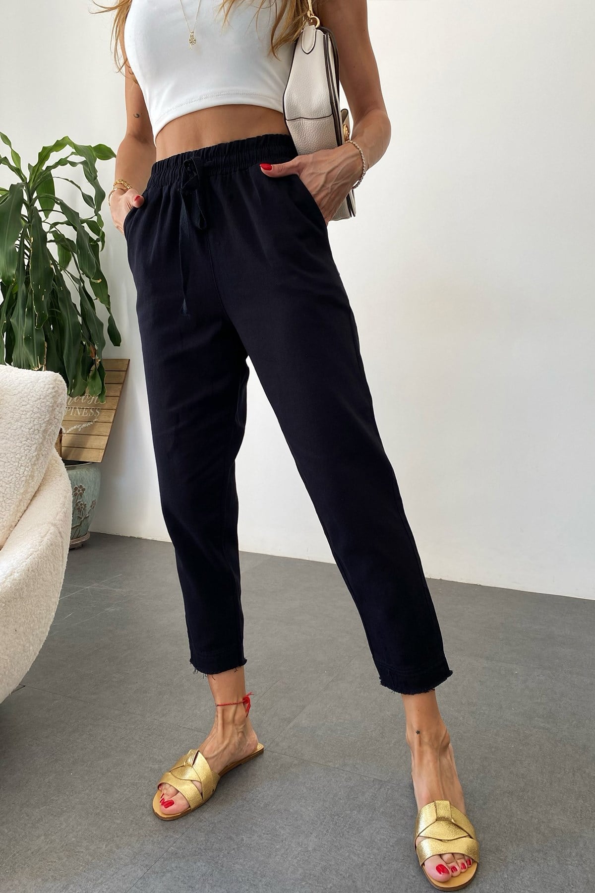 Beli Lastikli Gabardin Pantolon Siyah