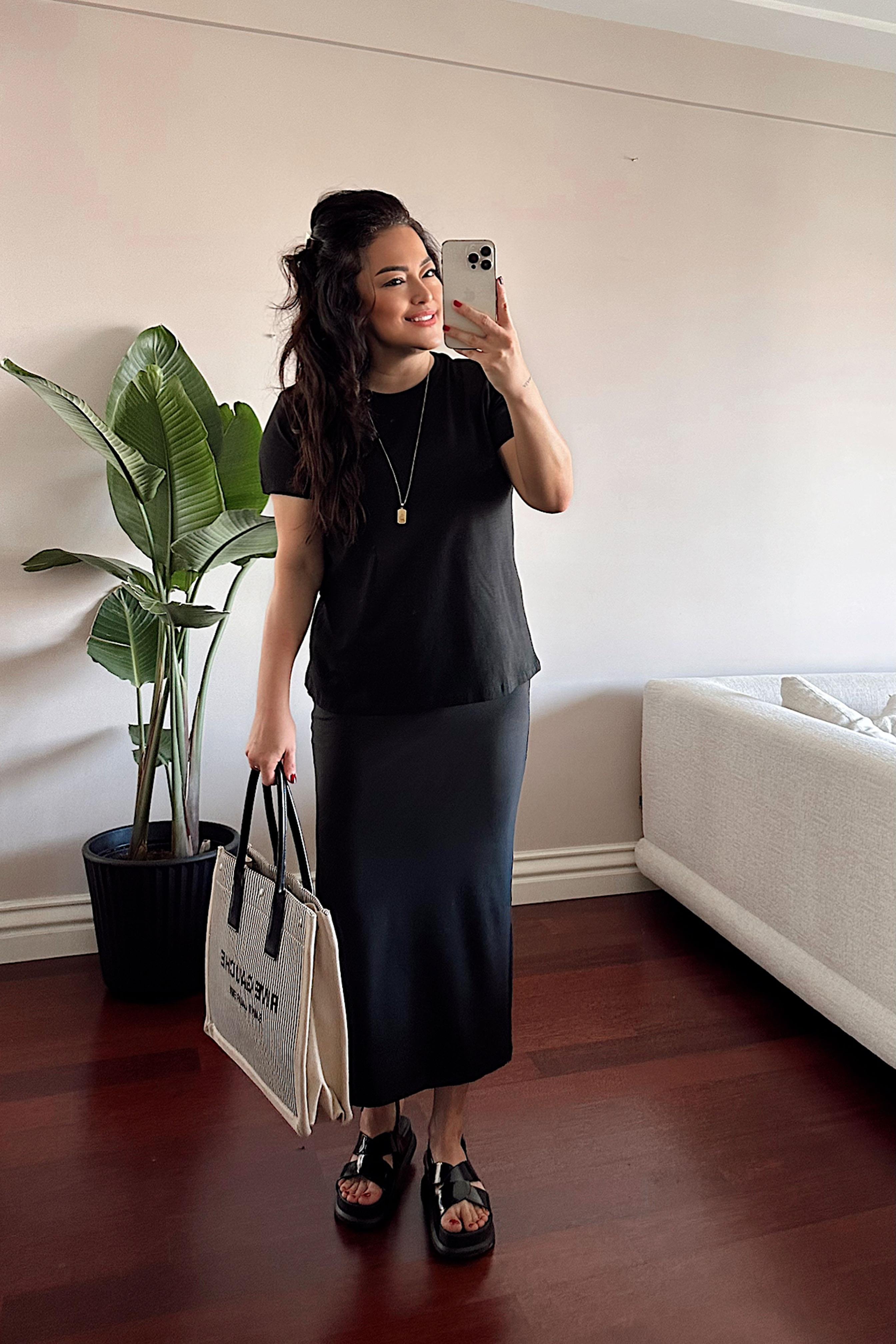 Bisiklet Yaka Basic Tişört Siyah