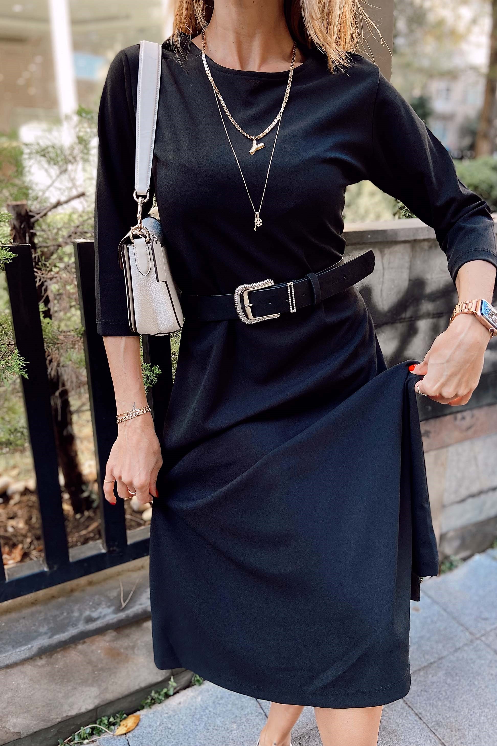 Bisiklet Yaka Çan Elbise Siyah