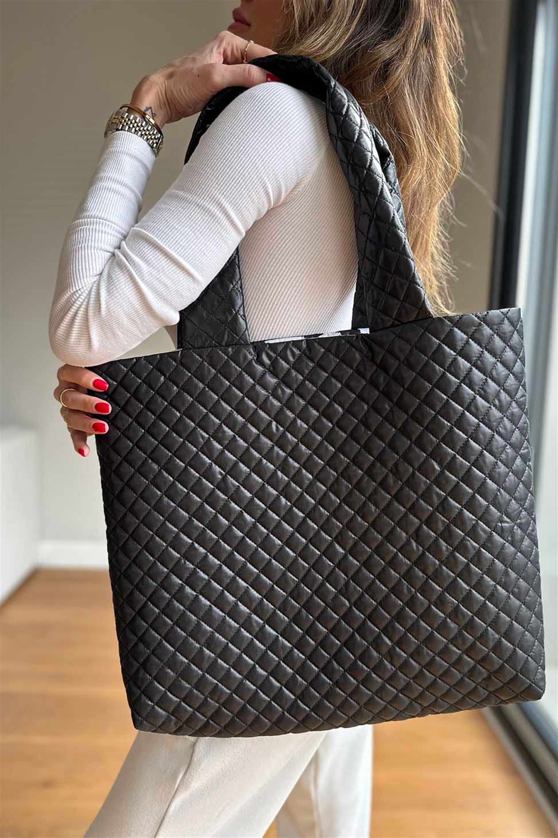 Çapraz Kapitone Kadın Çanta Siyah