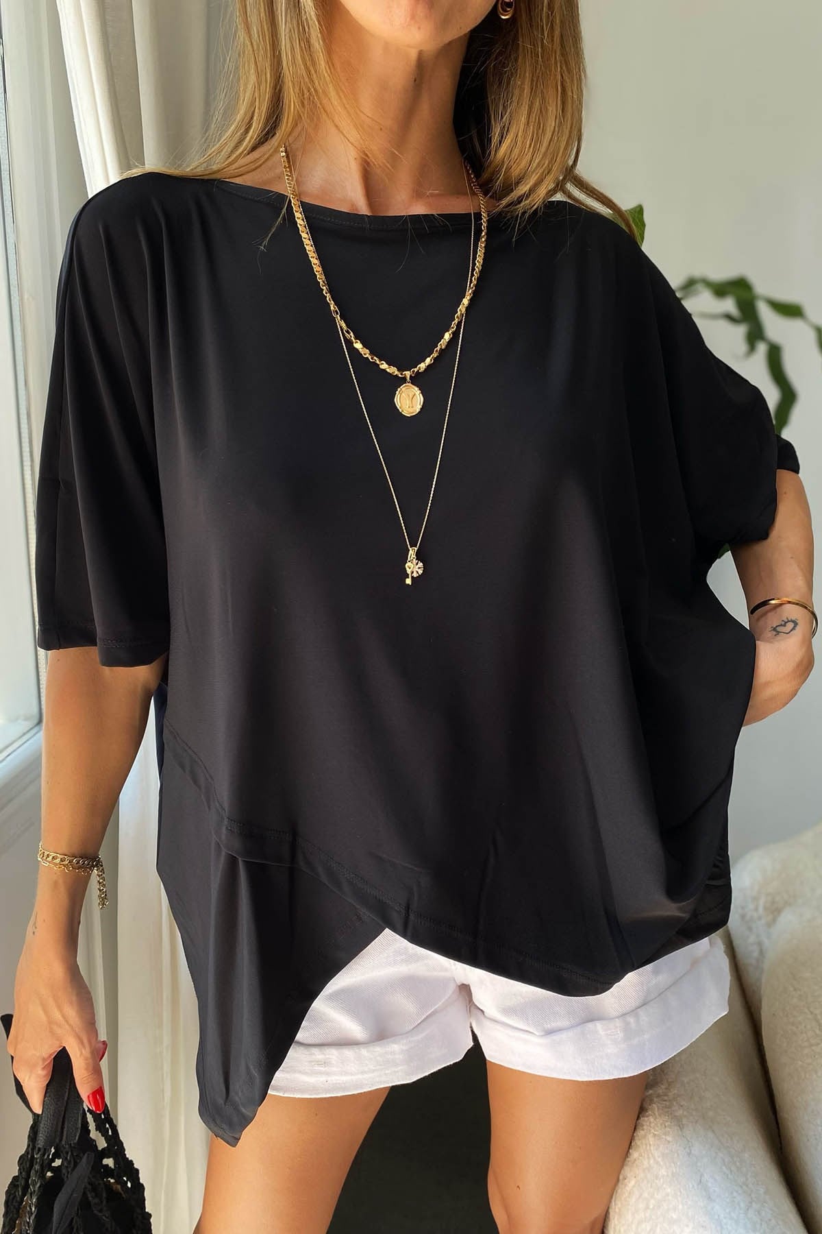 Çapraz Kesim Oversize Bluz Siyah
