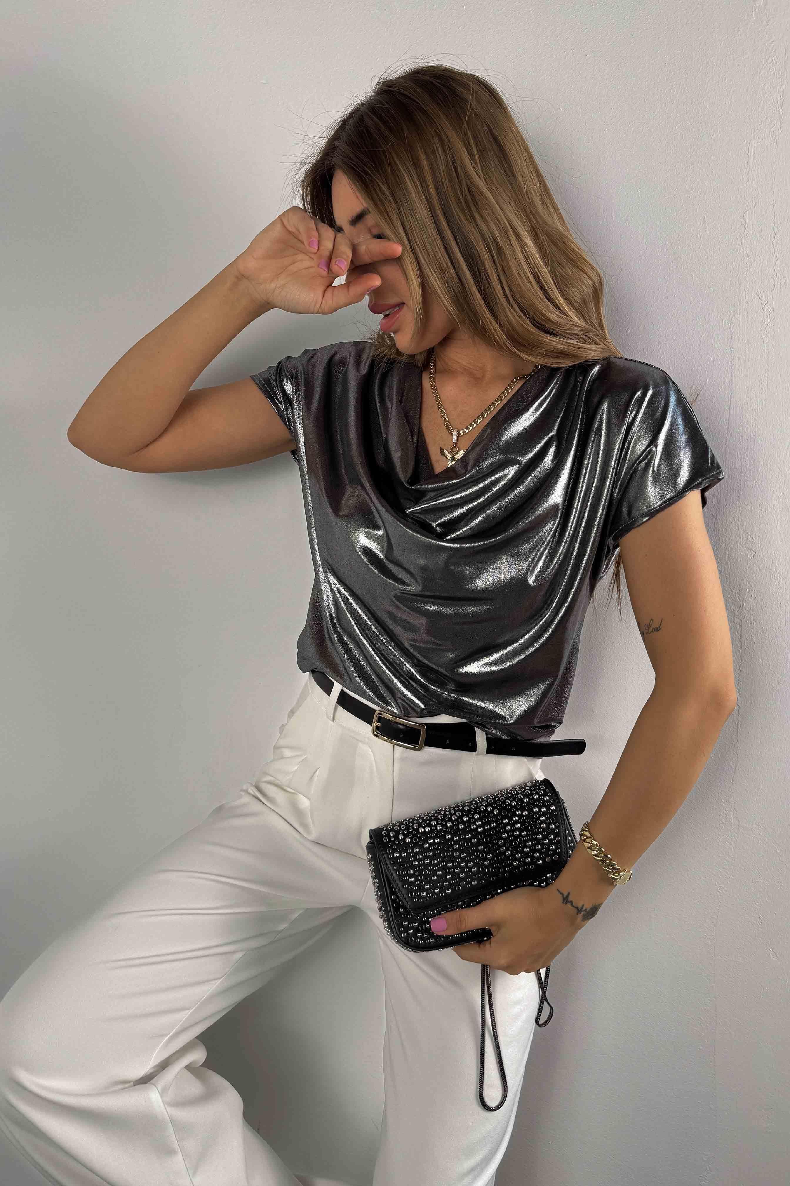 Degaje Yaka Parlak Bluz Silver
