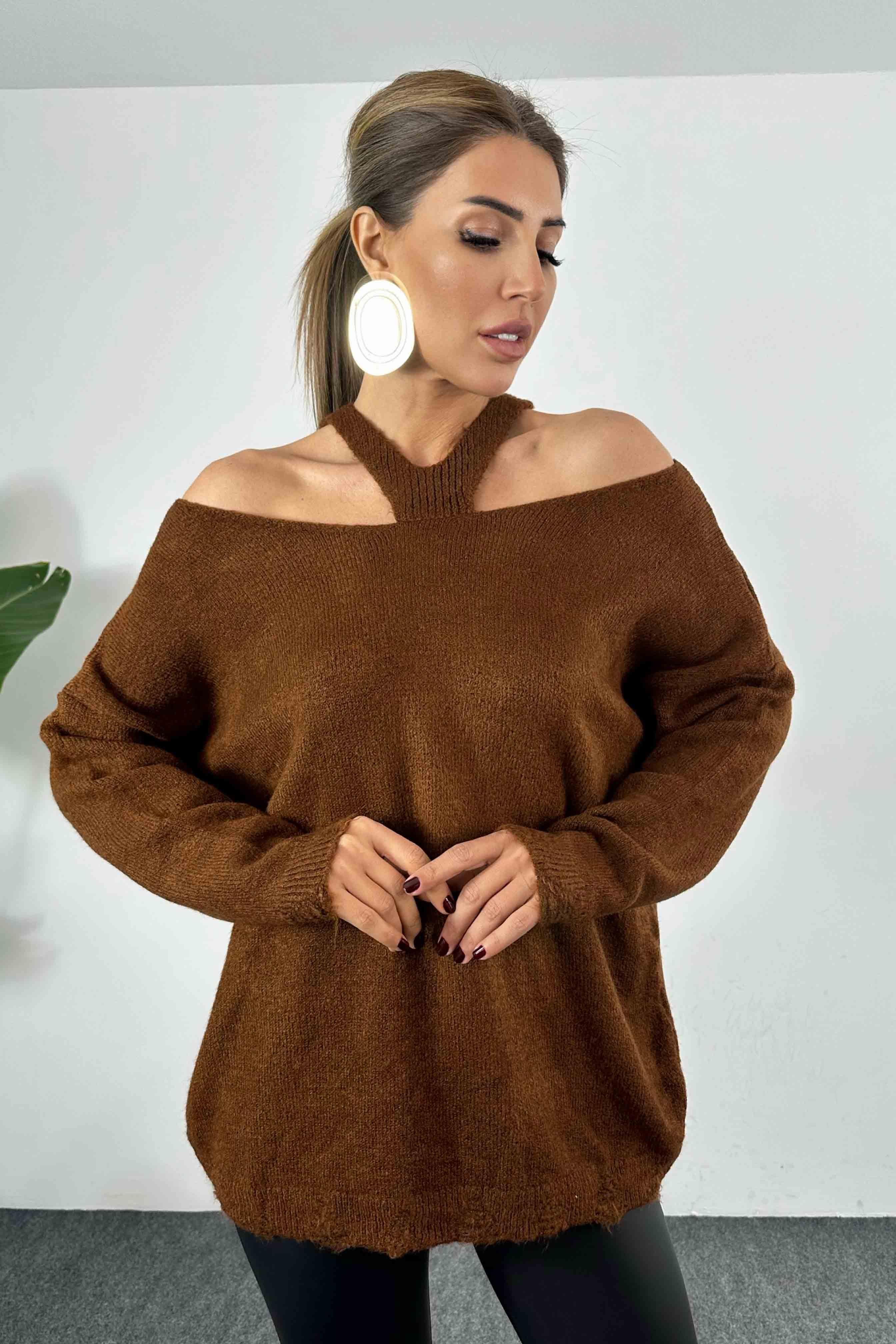 Dekolte Tasarım Yaka Örme Kazak Acı Kahve