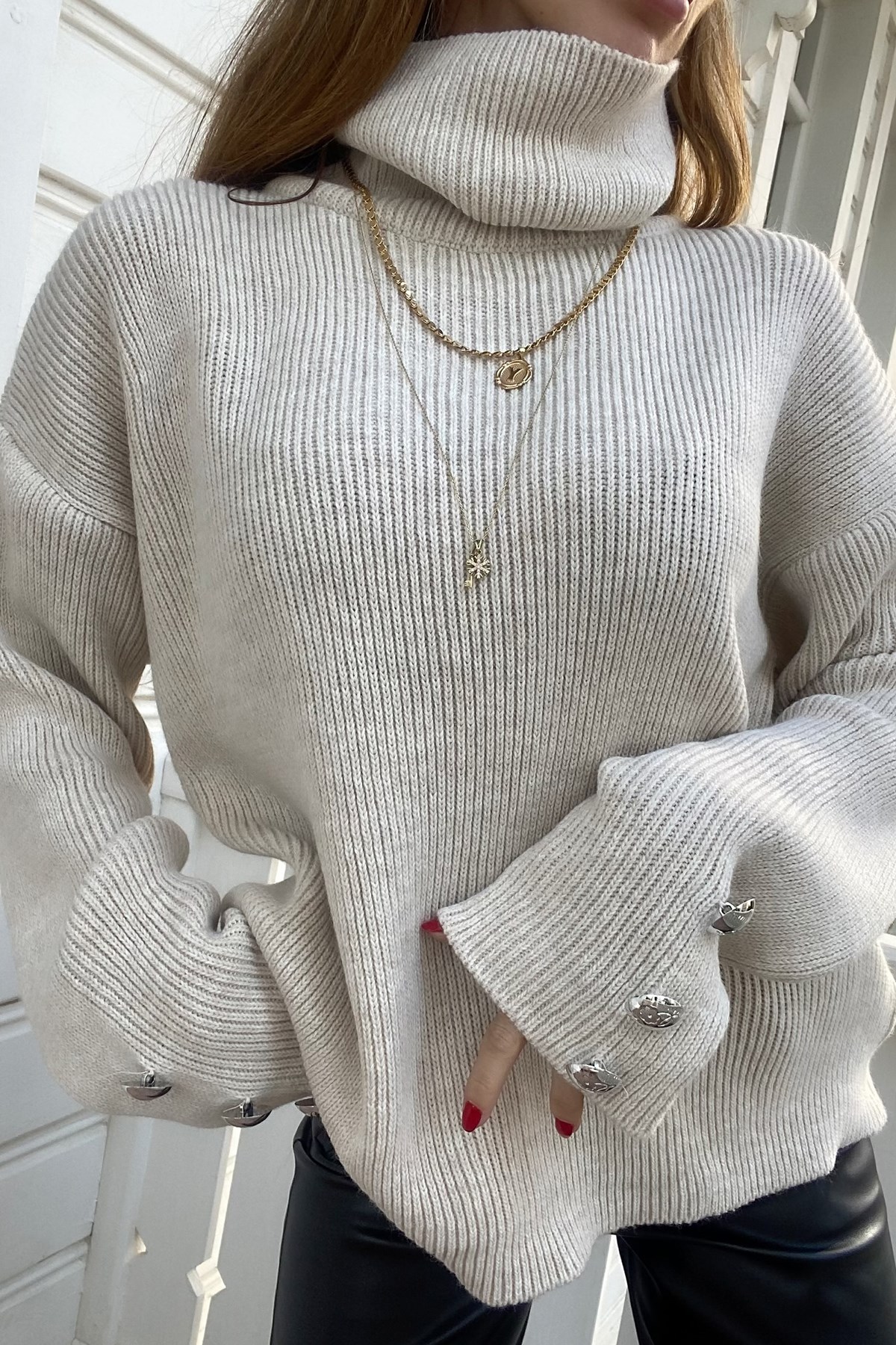Ekru Silver Düğme Detay Balıkçı Oversize Tasarım Triko