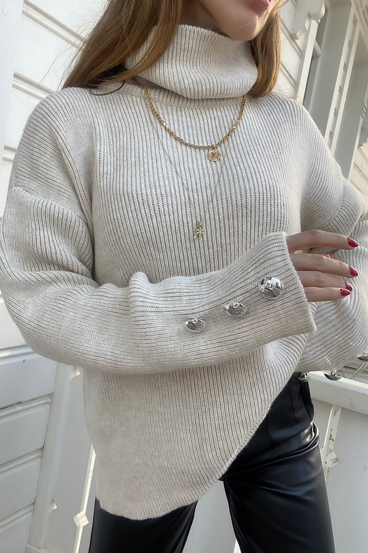 Ekru Silver Düğme Detay Balıkçı Oversize Tasarım Triko