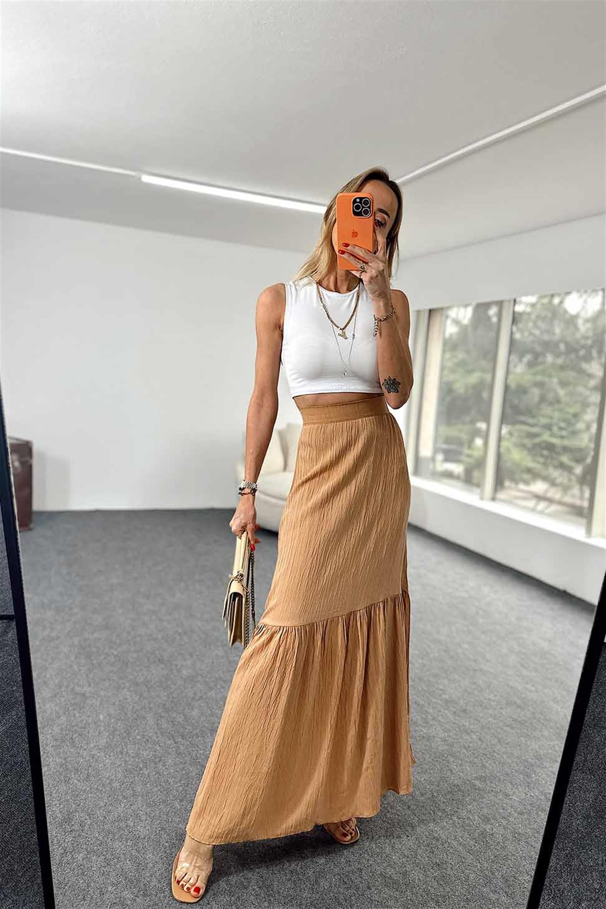 Gofre Kumaş Büzgü Detay Midi Etek Camel