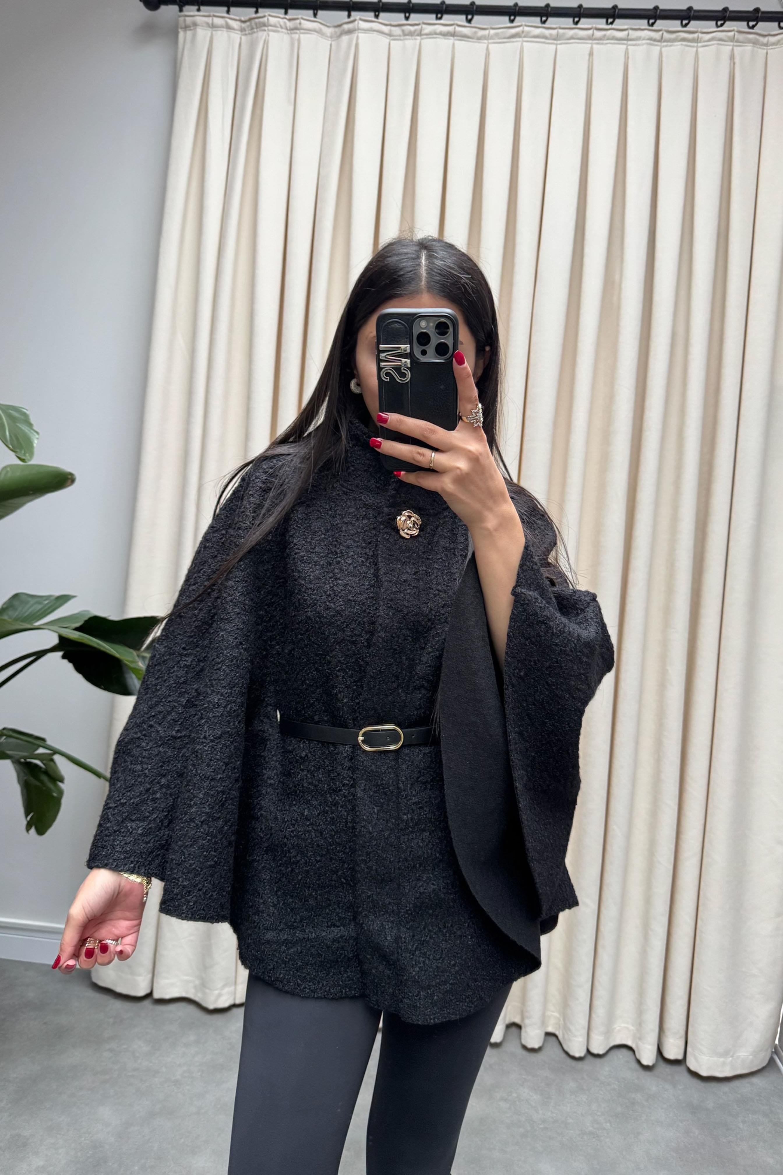 Gold Düğmeli Bürümcük Panço Kaban Siyah