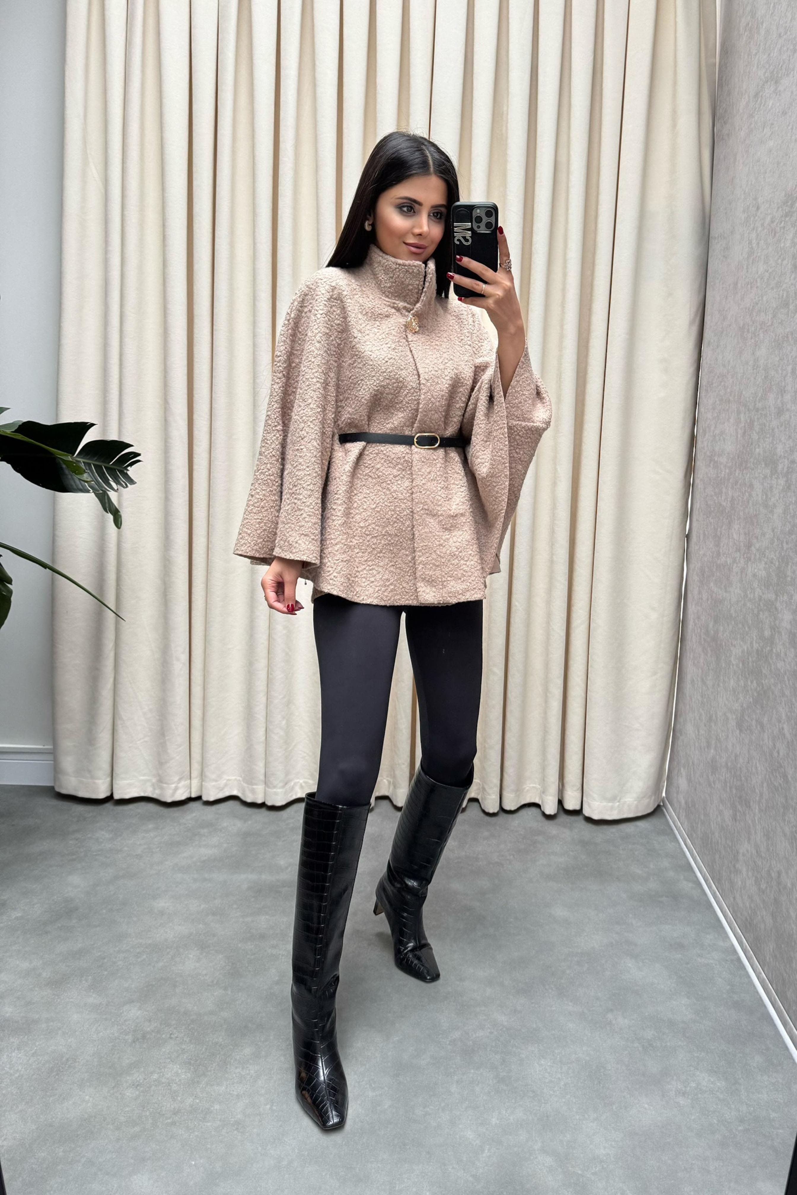 Gold Düğmeli Bürümcük Panço Kaban Taş