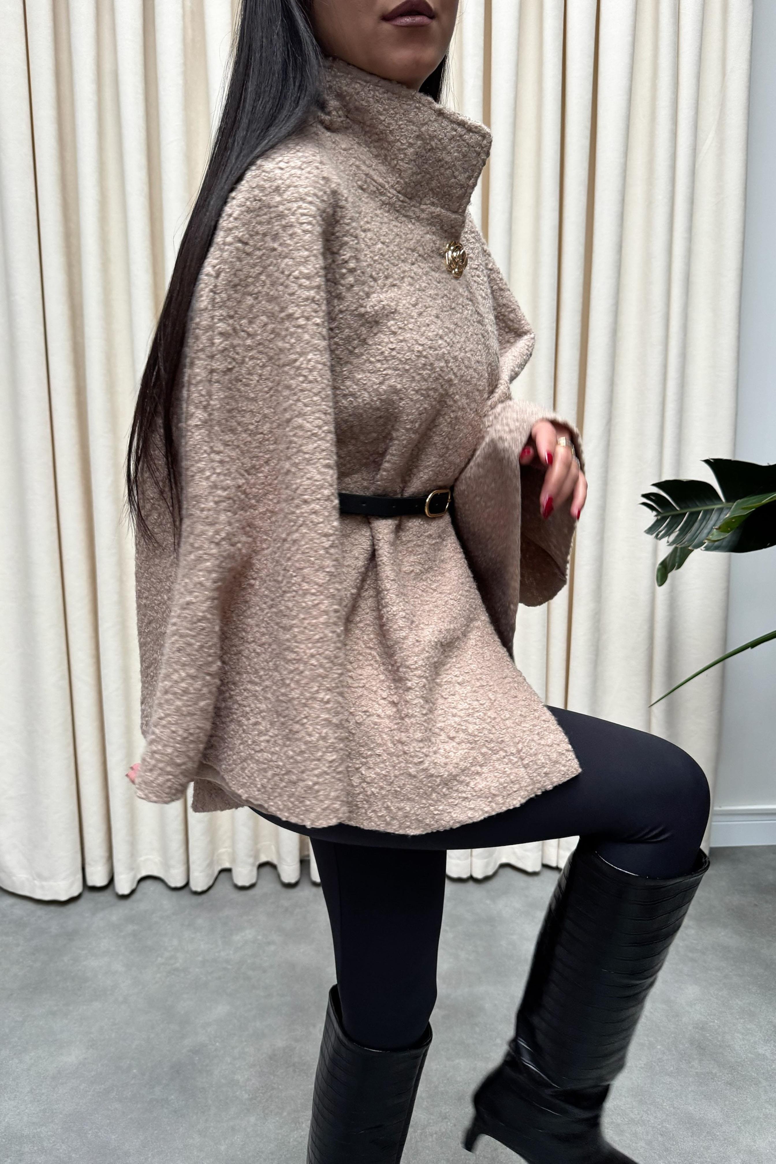 Gold Düğmeli Bürümcük Panço Kaban Taş