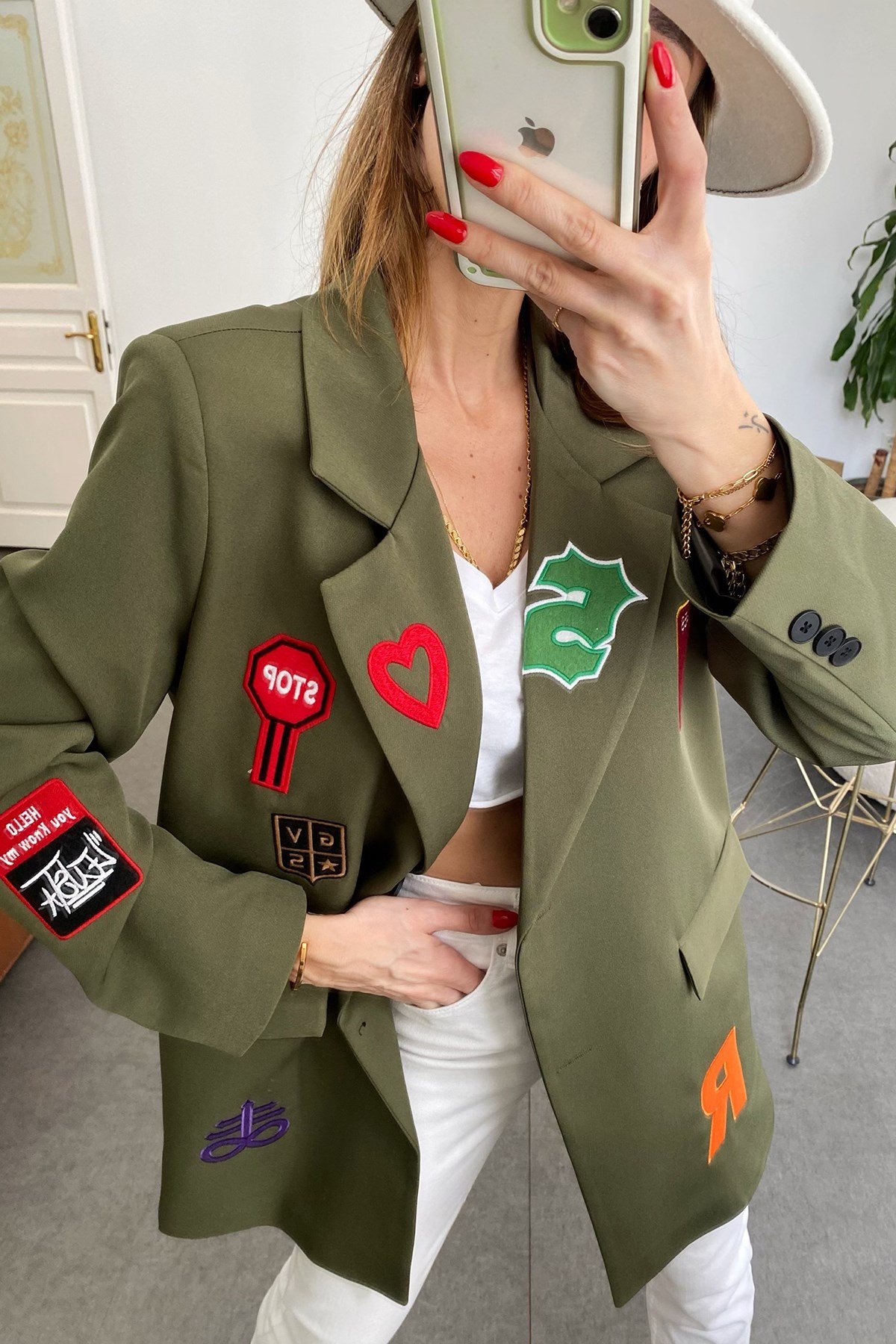 Haki Renkli Yama Detaylı Tasarım Blazer