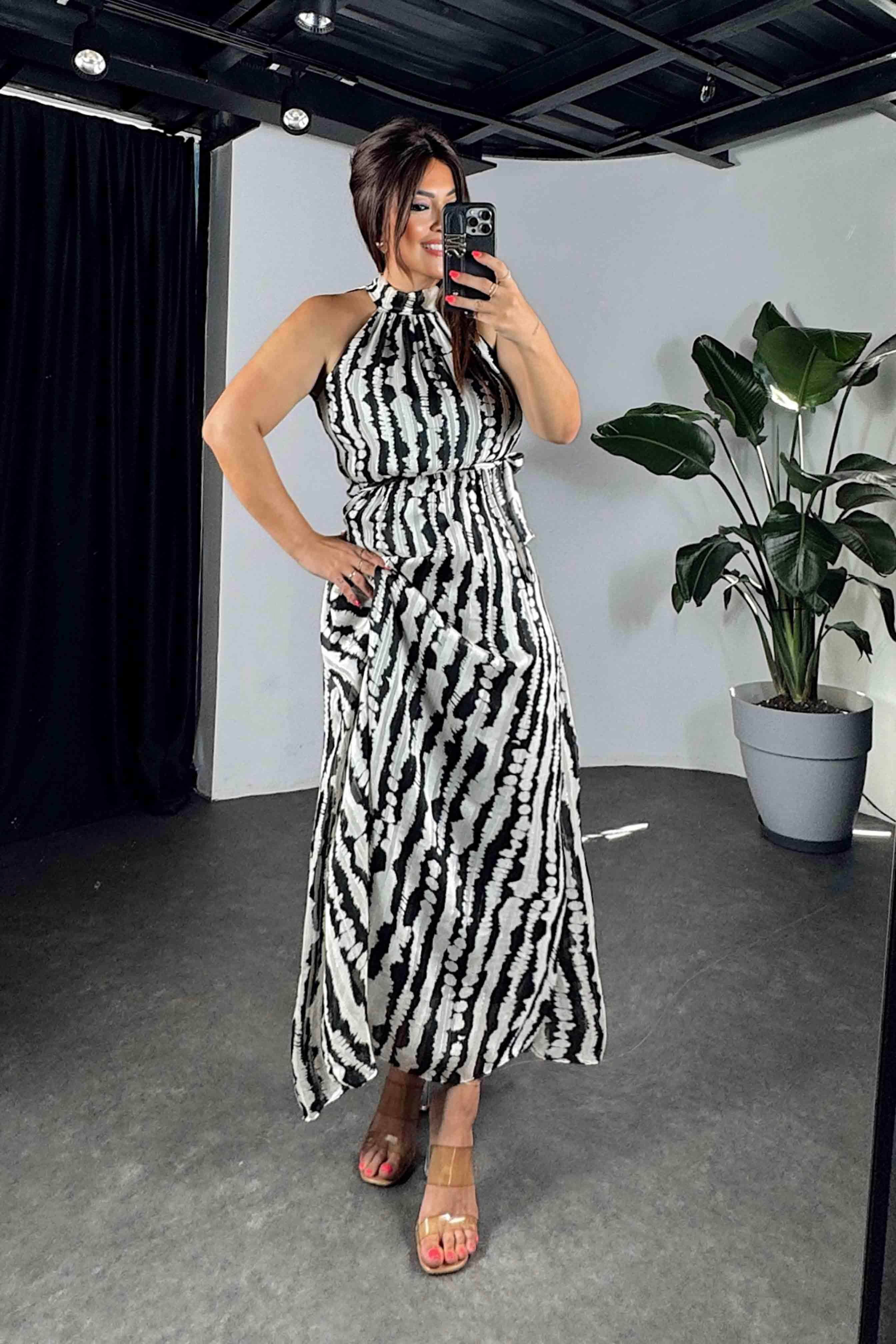 Halter Yaka Maxi Boy Simli Elbise Ekru