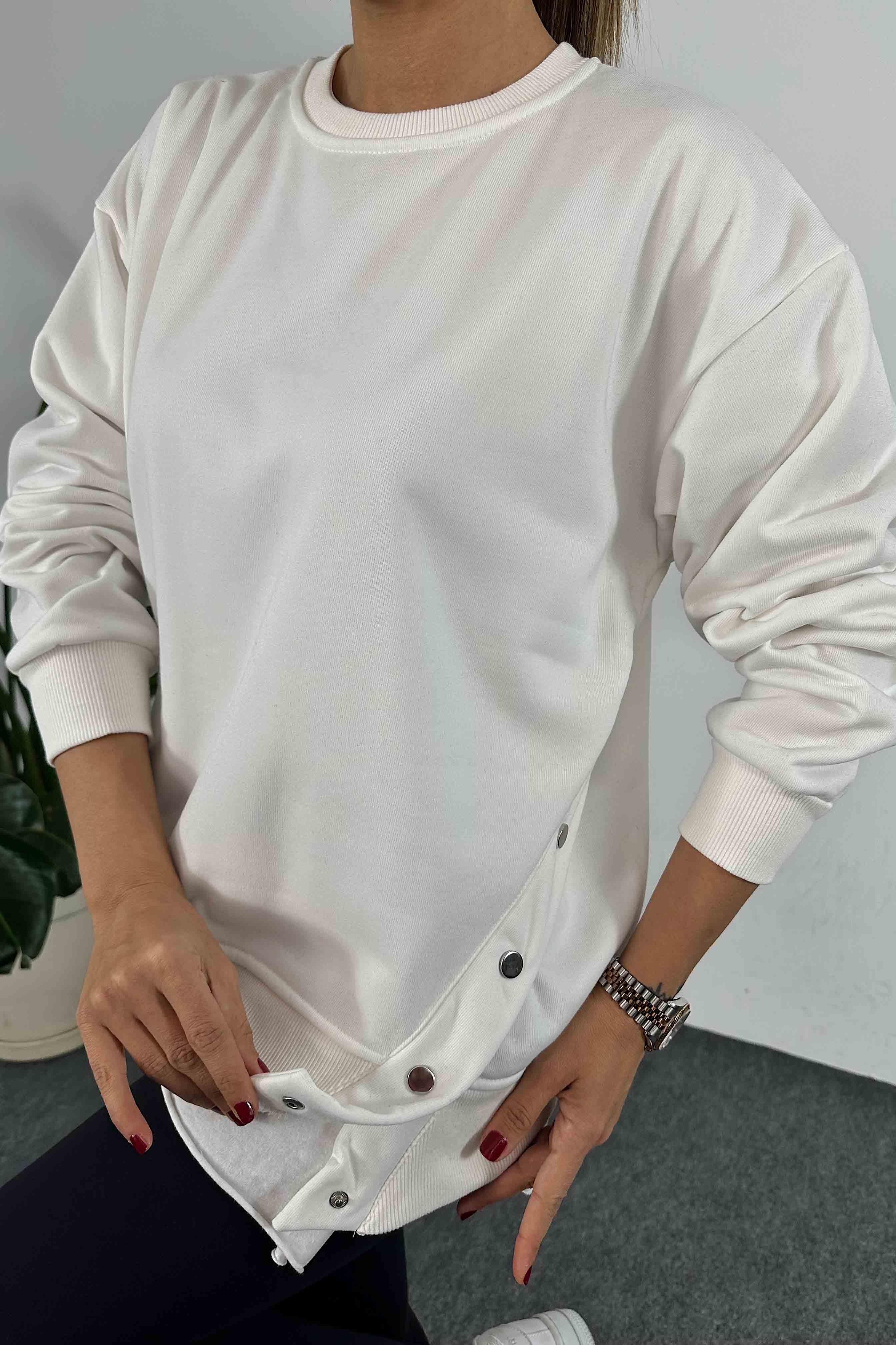 İçi Şardonlu Çıtçıt Detay Kadın Sweatshirt Beyaz