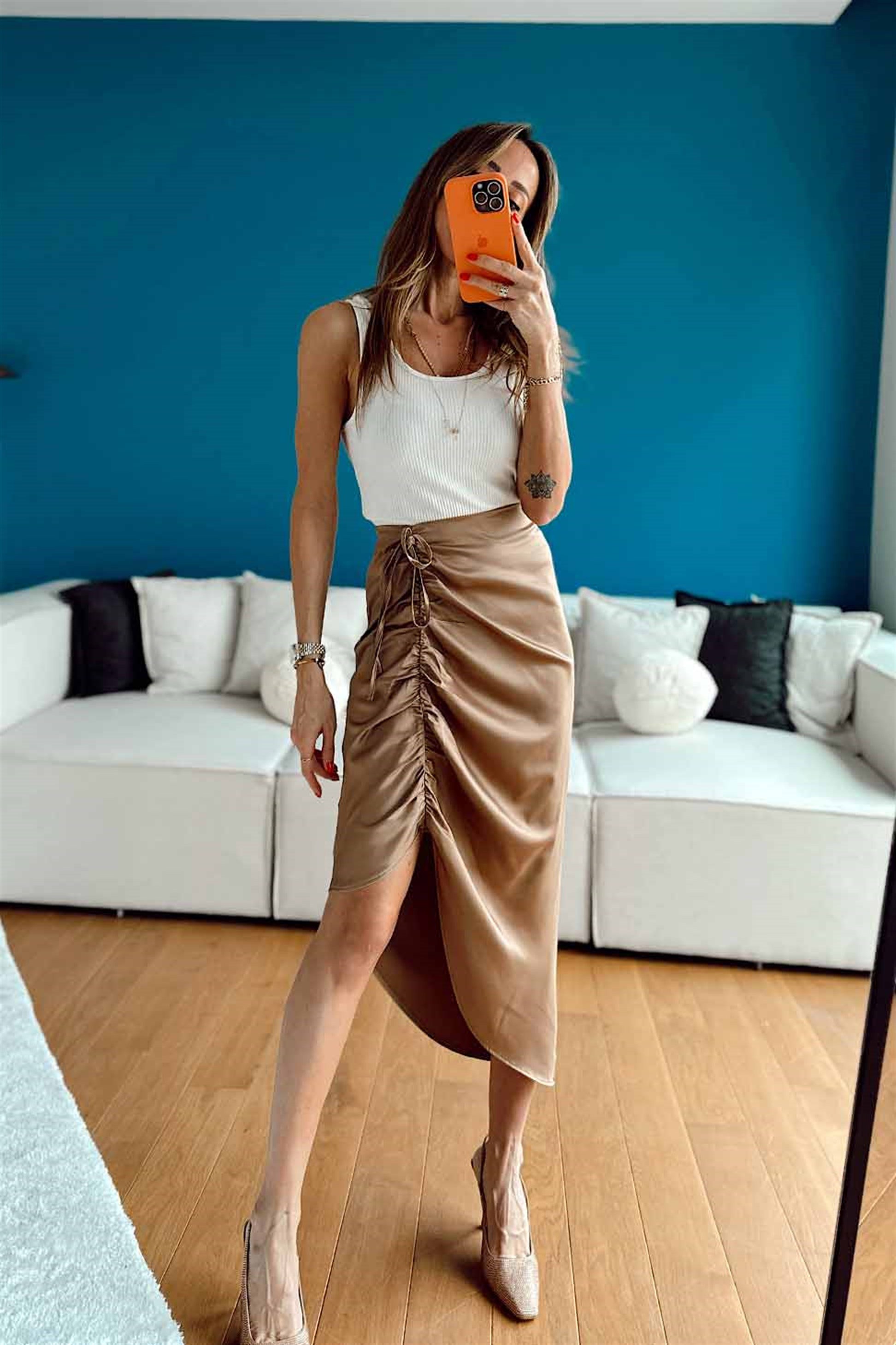 İp ve Büzgü Detay Saten Etek Camel