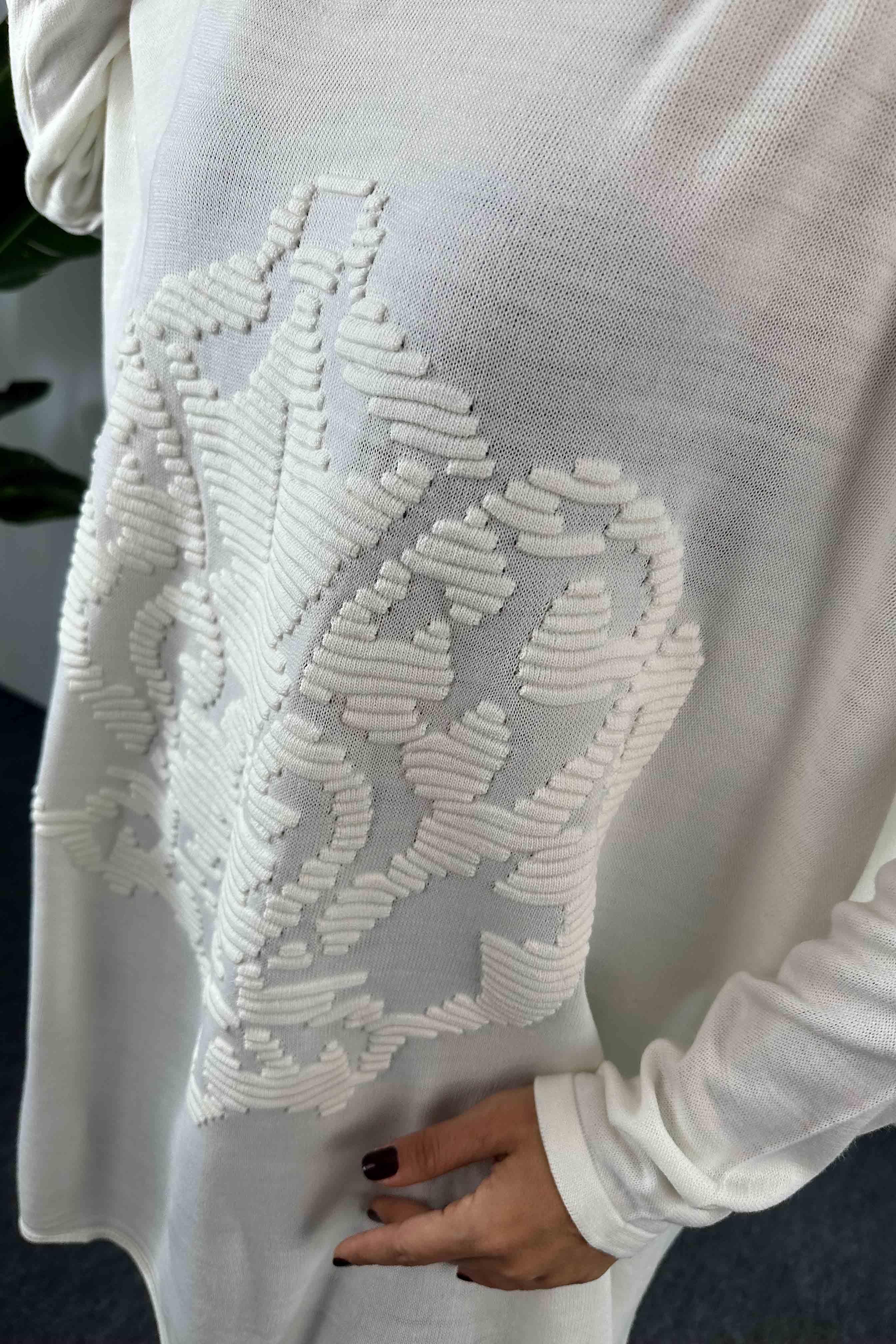 Kabartma Desenli Oversize Triko Bluz Ekru