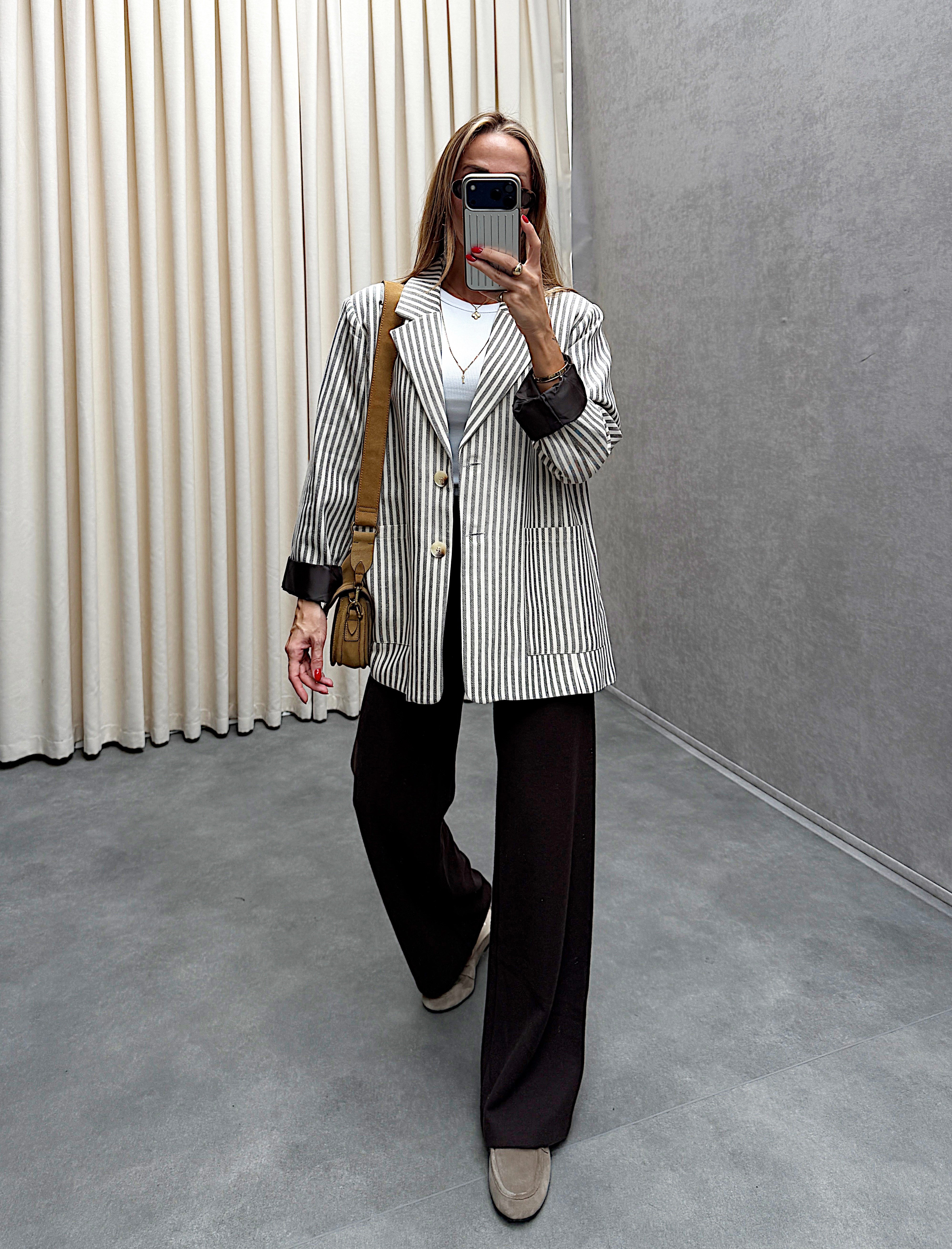 Kahve Saten Astarlı Çizgili Blazer 