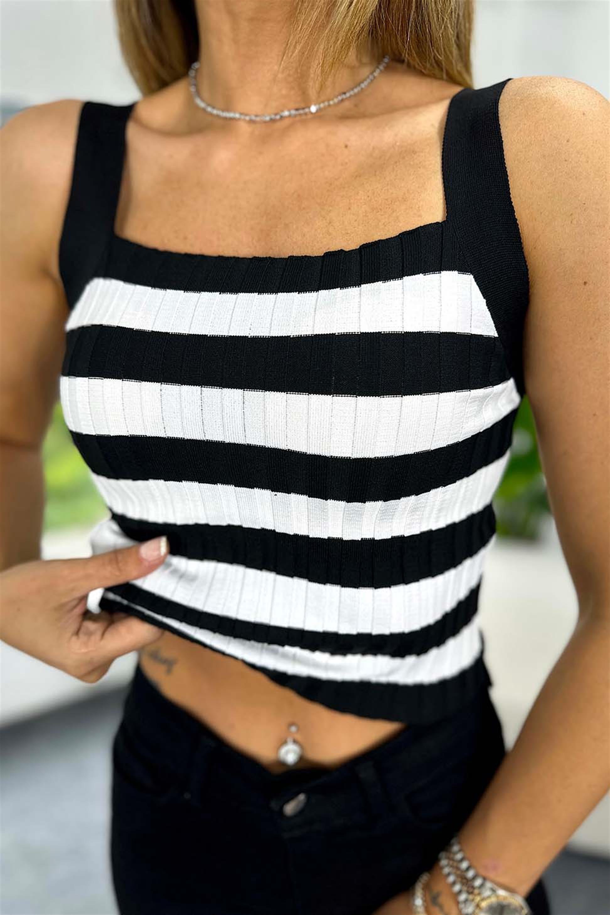 Kalın Askılı Çizgili Triko Top Siyah