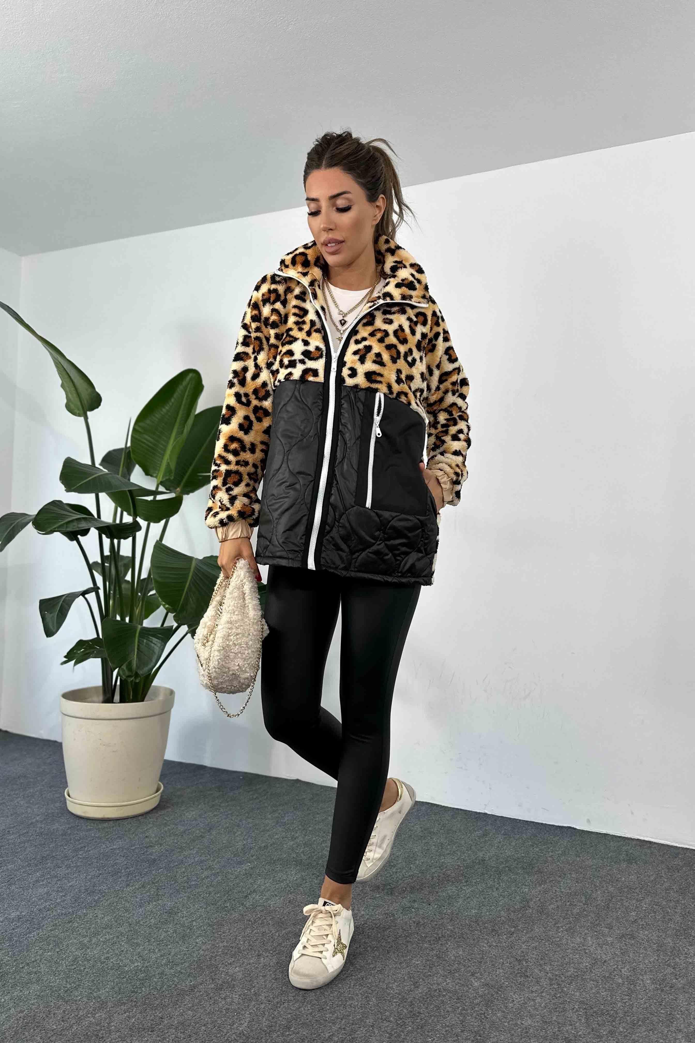 Kapitone Detaylı Yumoş Leopar Mont Kahve