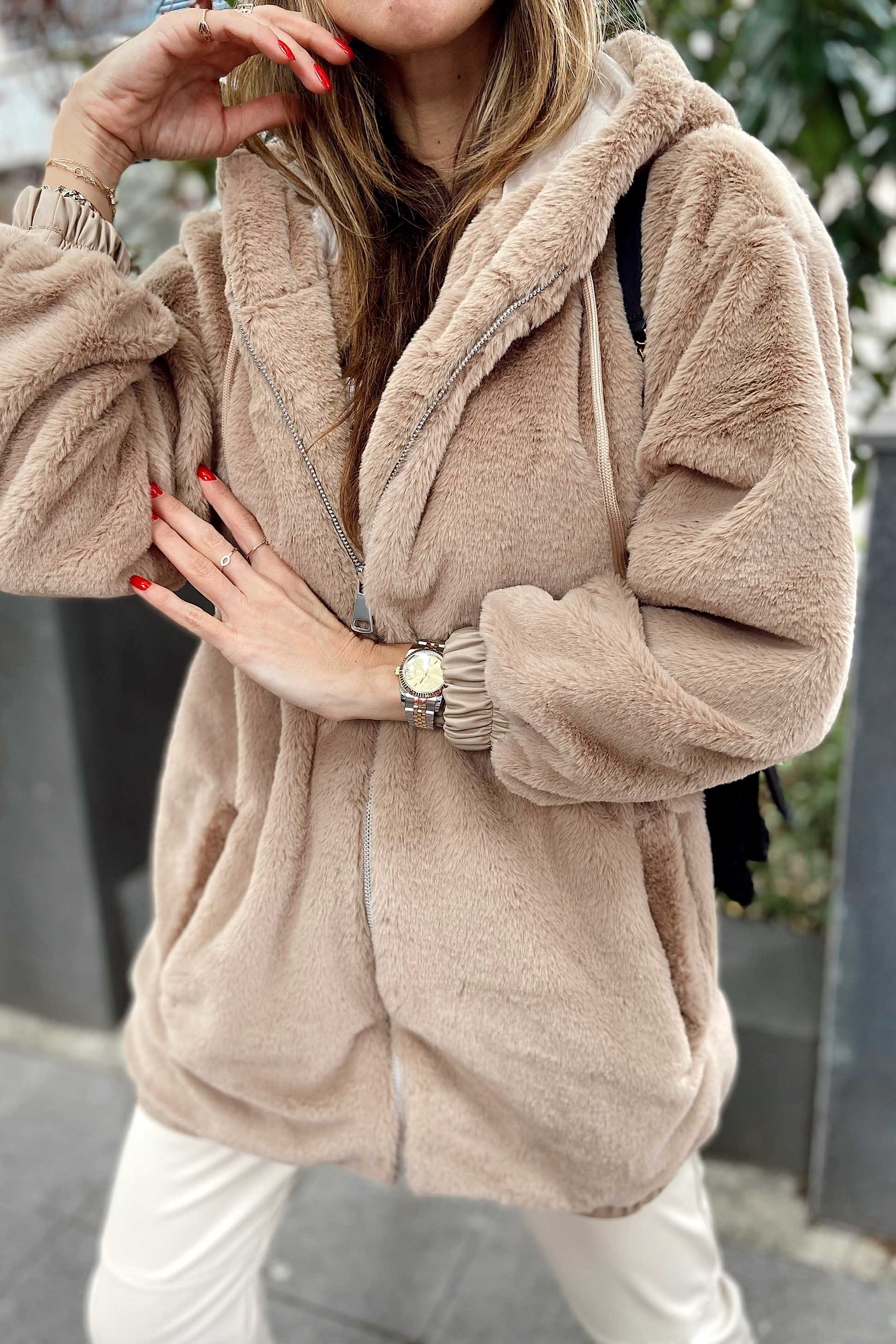 Kapüşonlu Peluş Mont Camel