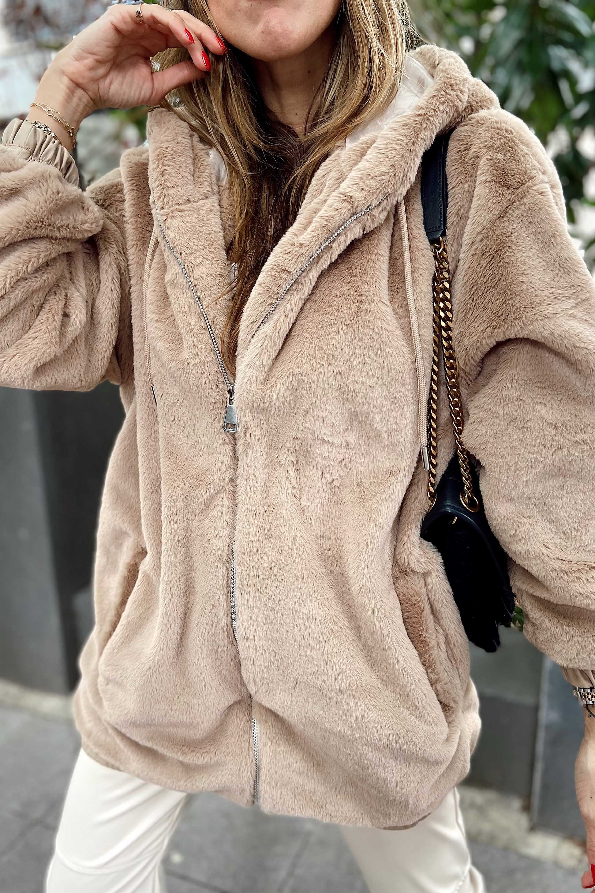 Kapüşonlu Peluş Mont Camel